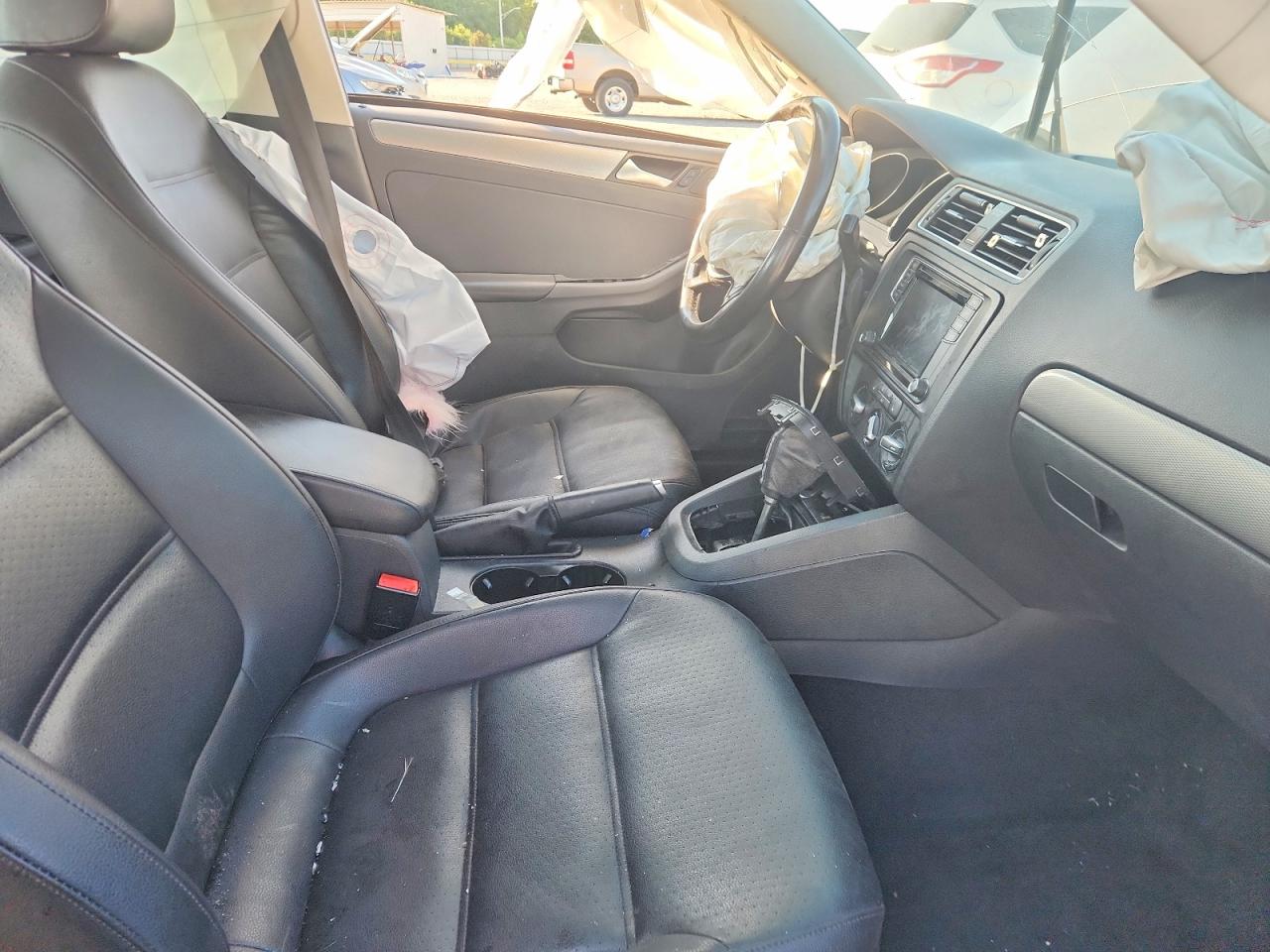 2018 Volkswagen Jetta Se Gray vin: 3VWDB7AJ3JM251702