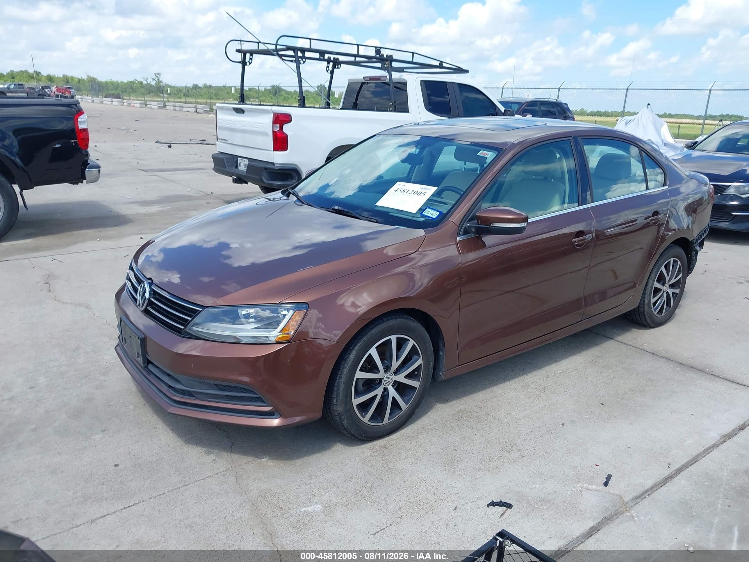 2017 Volkswagen Jetta 1.4t Se Коричневый vin: 3VWDB7AJ5HM241392