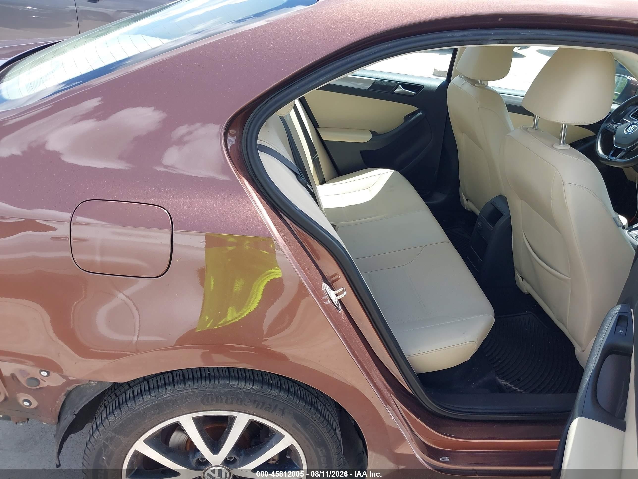 2017 Volkswagen Jetta 1.4t Se Коричневый vin: 3VWDB7AJ5HM241392