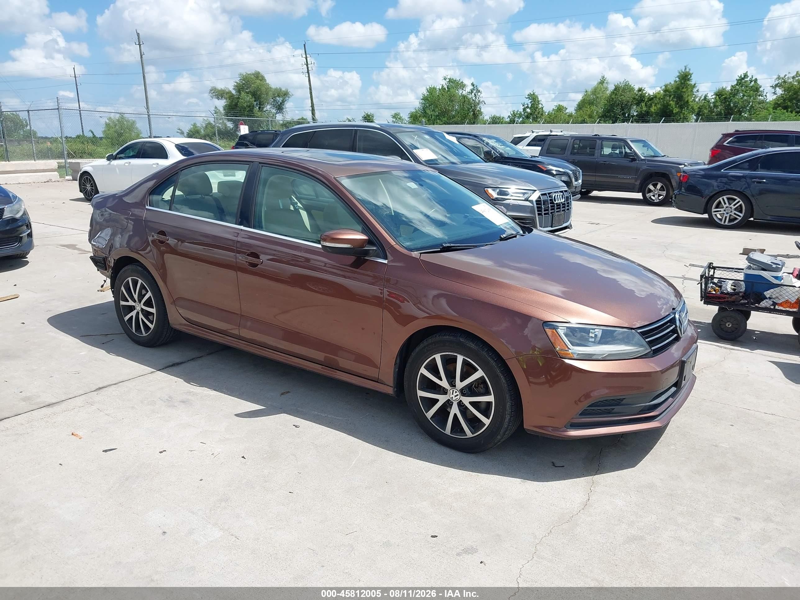 3VWDB7AJ5HM241392