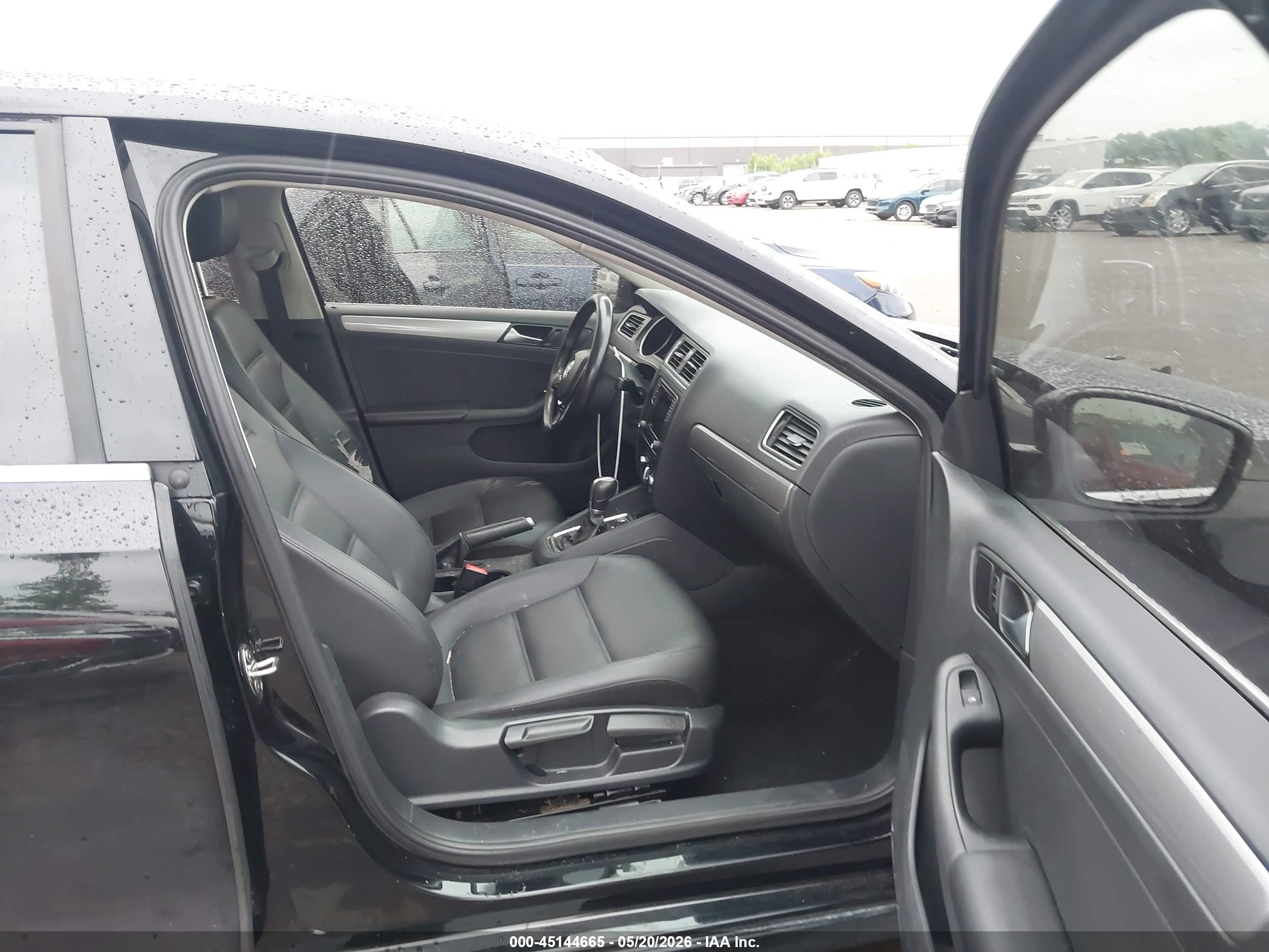 2017 Volkswagen Jetta 1.4t Se Black vin: 3VWDB7AJ6HM242261