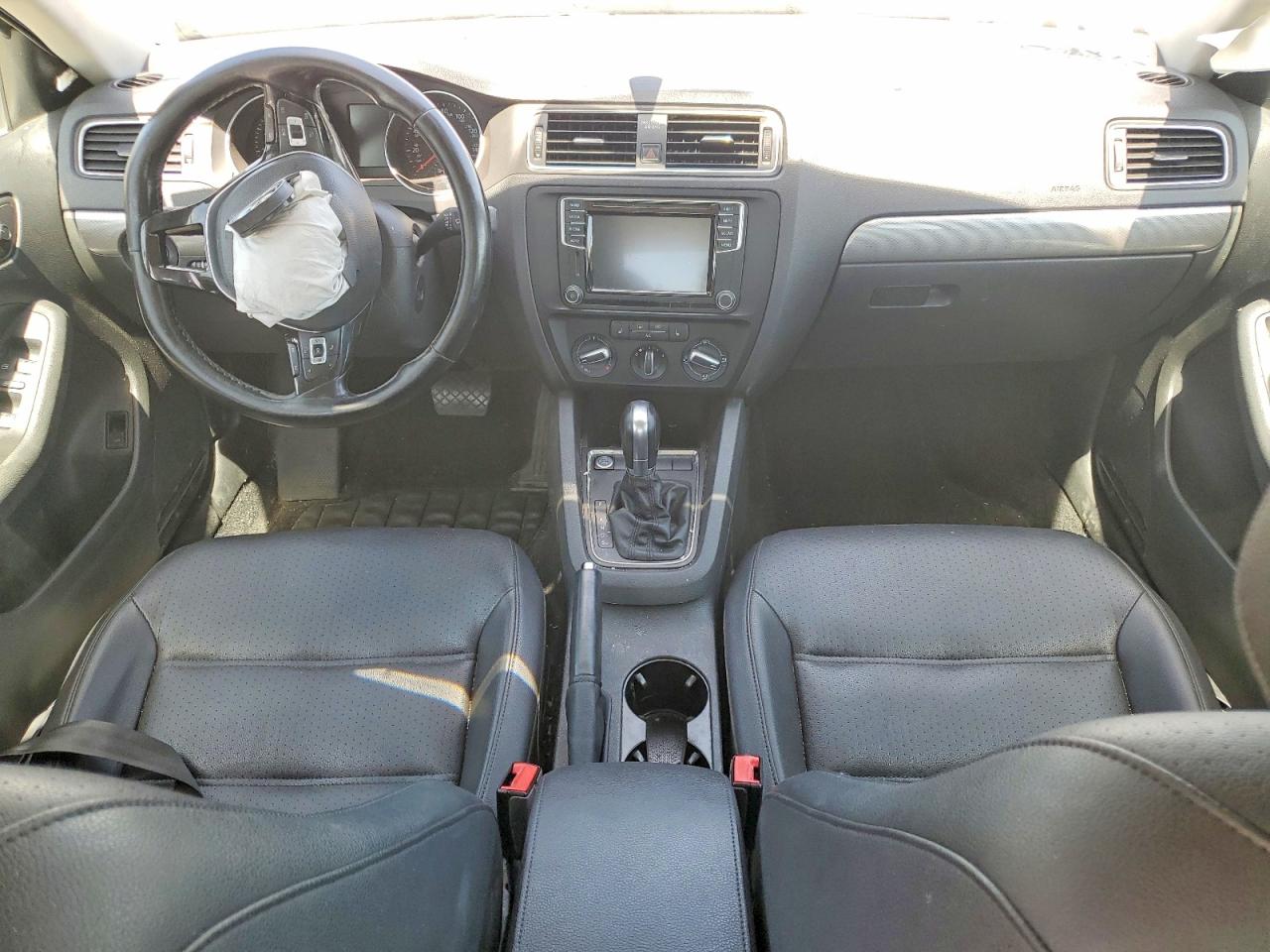2017 Volkswagen Jetta Se White vin: 3VWDB7AJ7HM393979