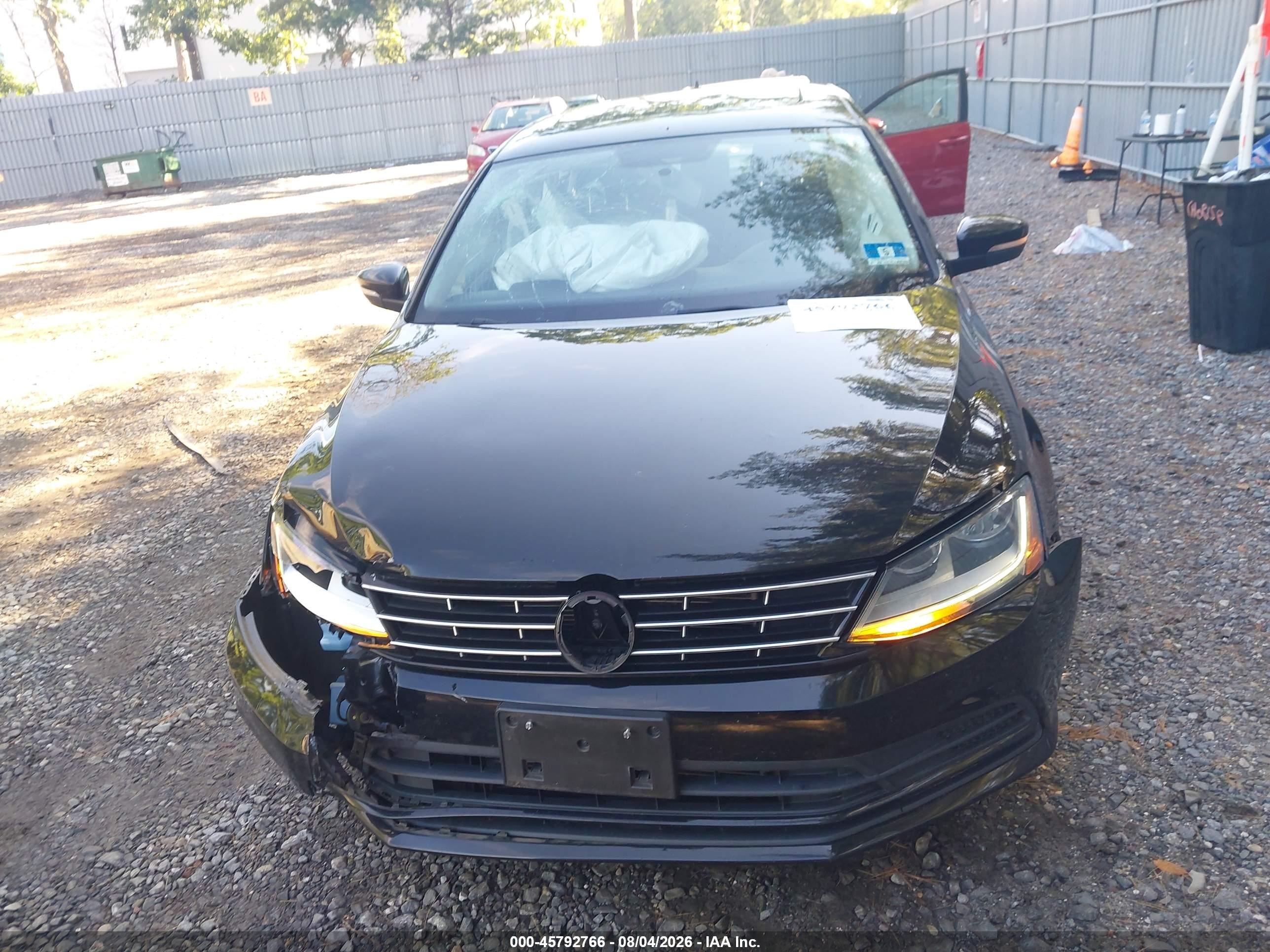 2018 Volkswagen Jetta 1.4t Se/1.4t Wolfsburg Edition Черный vin: 3VWDB7AJ7JM249693