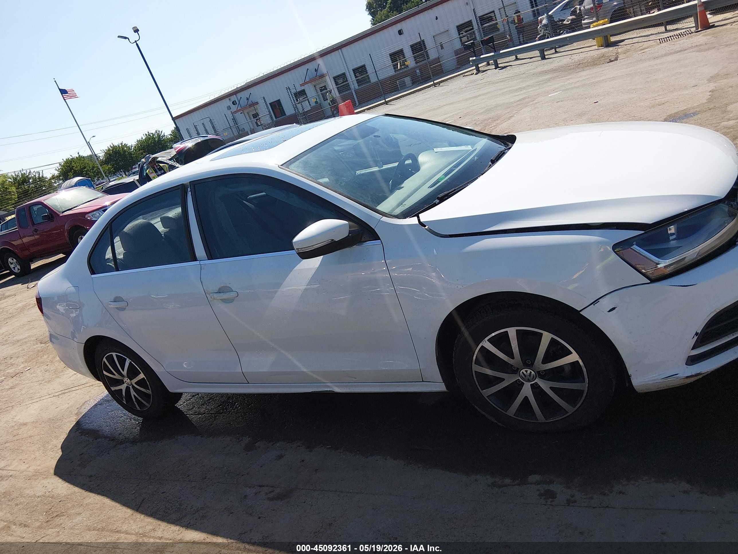 2018 Volkswagen Jetta 1.4t Se/1.4t Wolfsburg Edition White vin: 3VWDB7AJ7JM252917