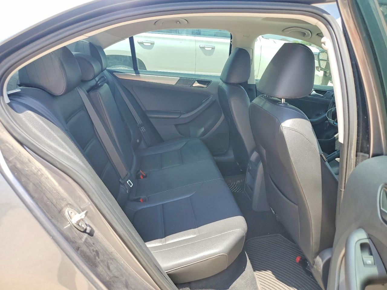 2017 Volkswagen Jetta Se Gray vin: 3VWDB7AJ9HM273018