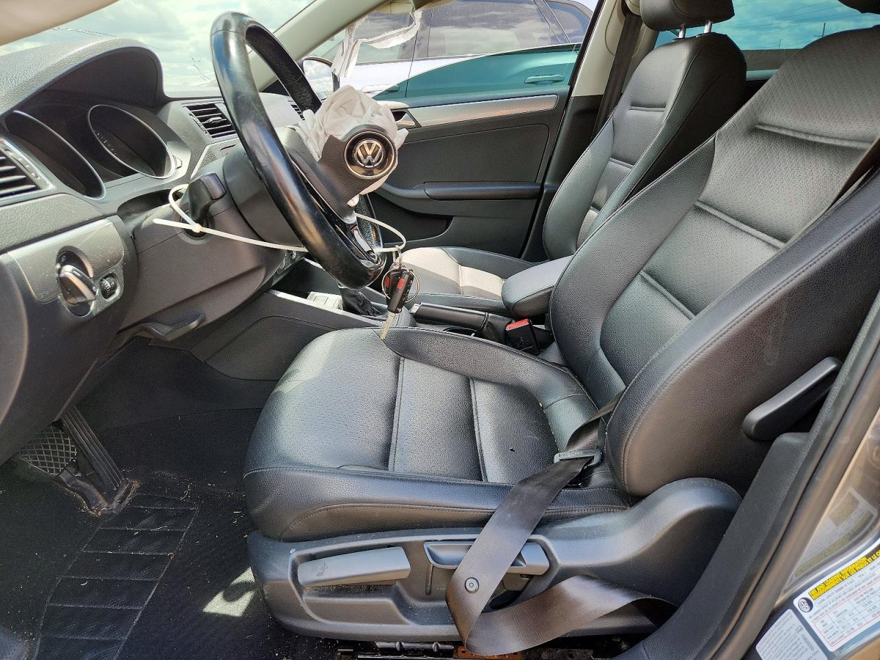 2017 Volkswagen Jetta Se Gray vin: 3VWDB7AJXHM221266