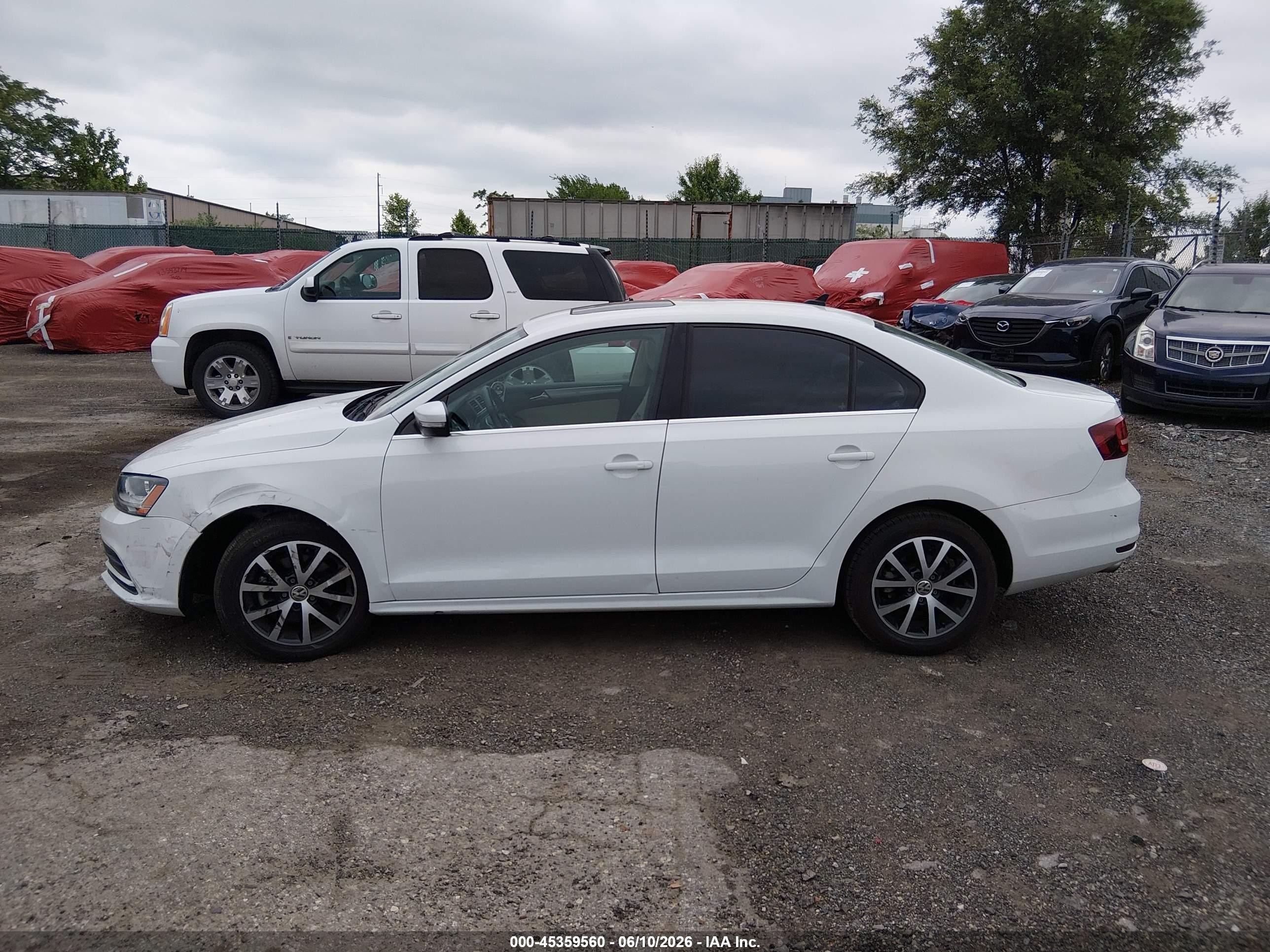 2017 Volkswagen Jetta 1.4t Se White vin: 3VWDB7AJXHM409463