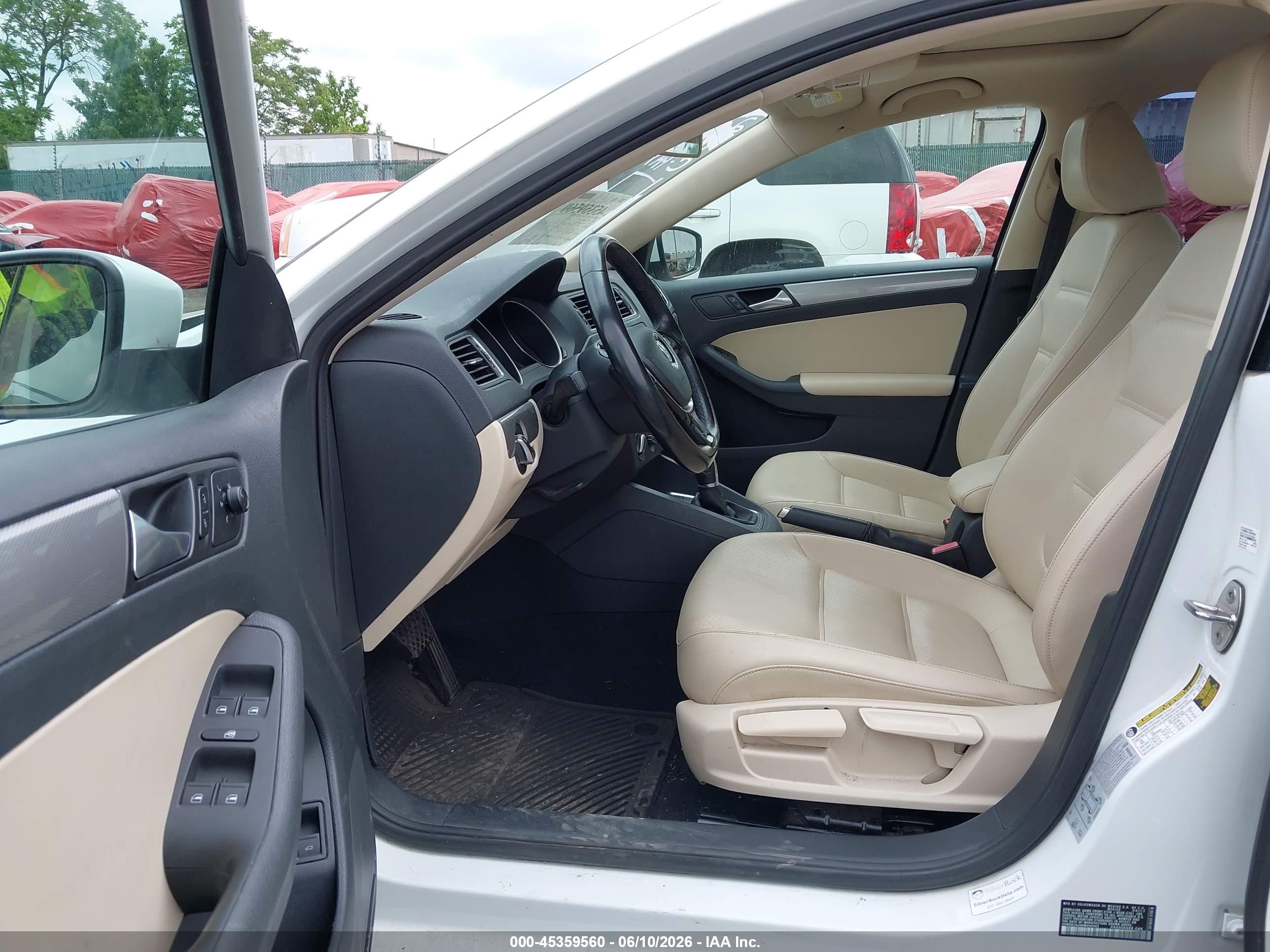 2017 Volkswagen Jetta 1.4t Se White vin: 3VWDB7AJXHM409463