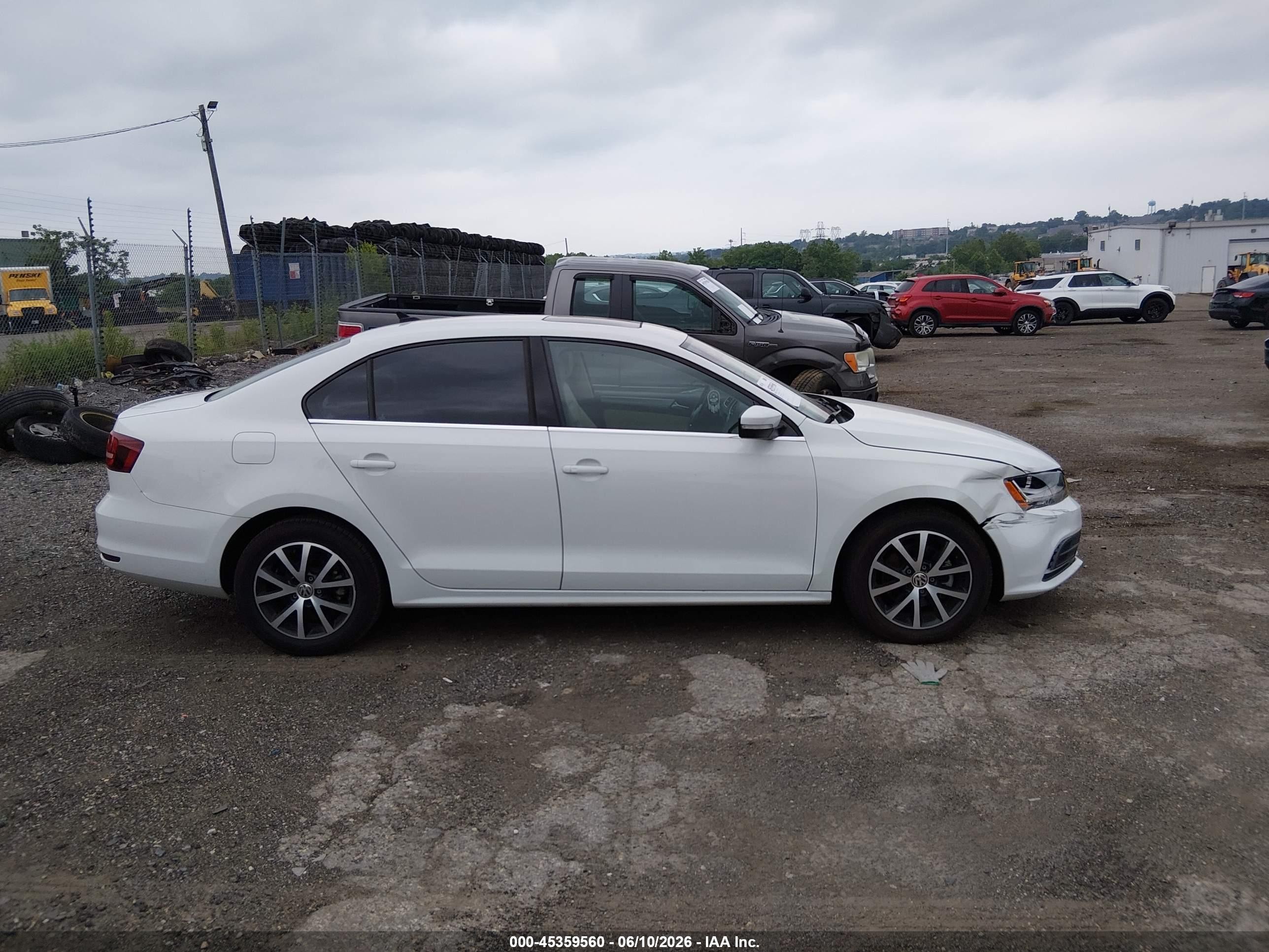 2017 Volkswagen Jetta 1.4t Se White vin: 3VWDB7AJXHM409463