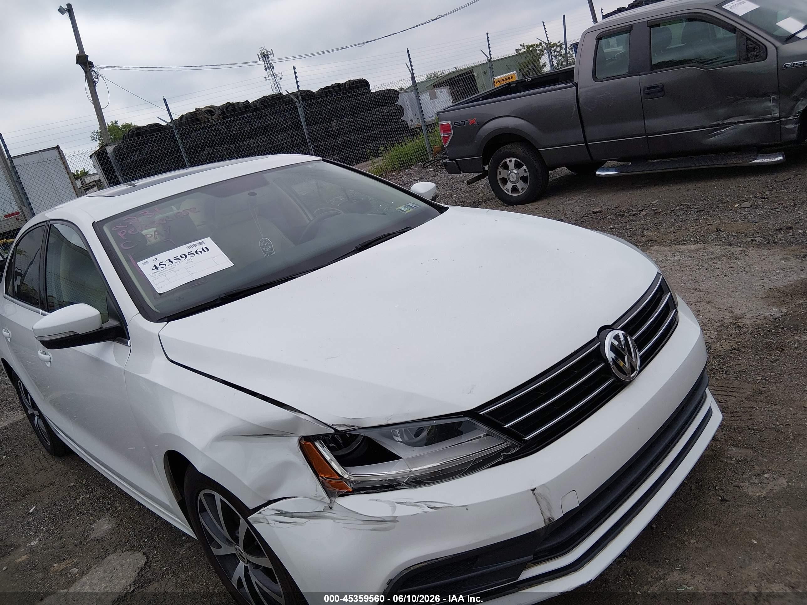 2017 Volkswagen Jetta 1.4t Se White vin: 3VWDB7AJXHM409463