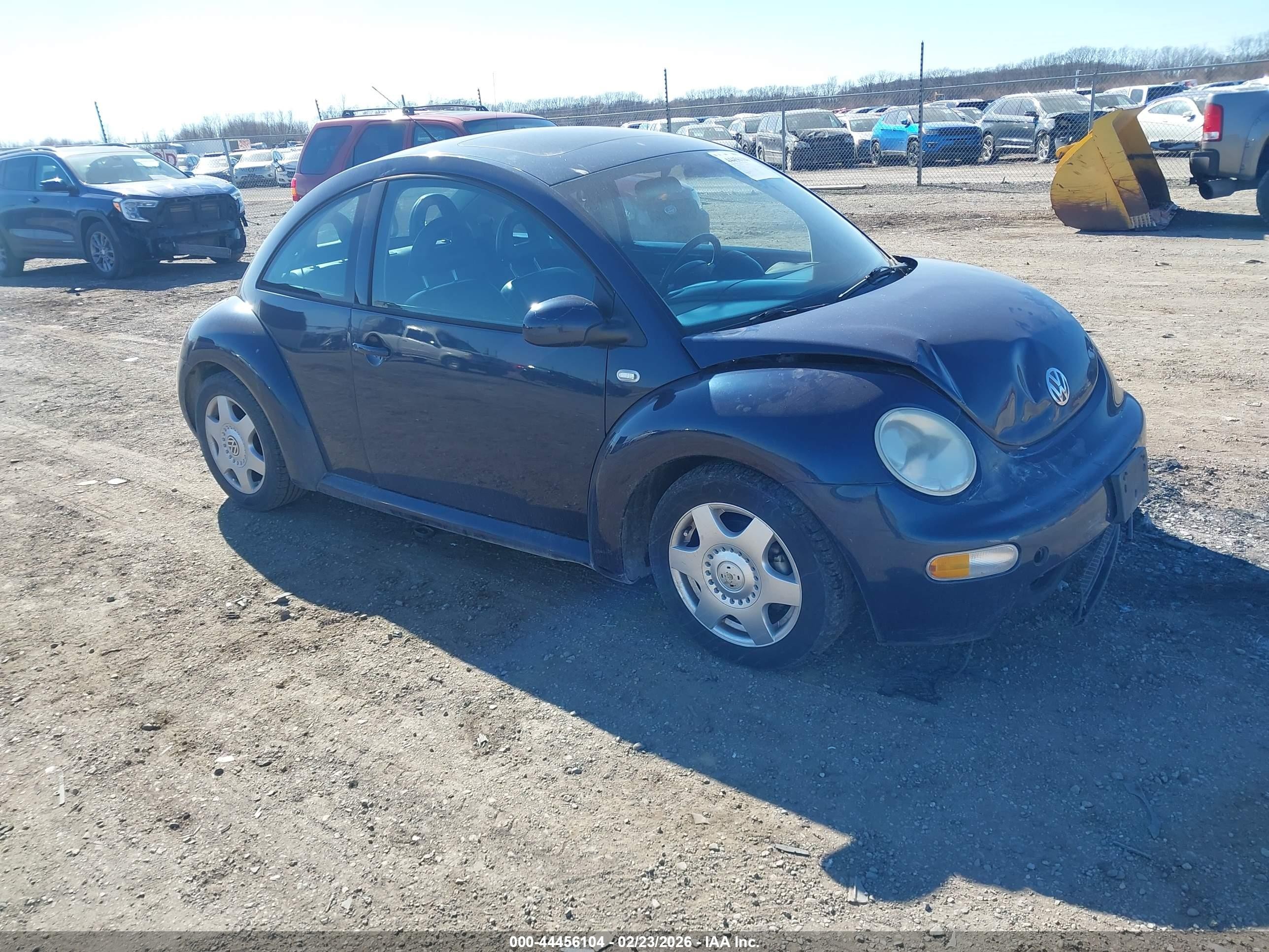2001 Volkswagen New Beetle Glx Синий vin: 3VWDC21C71M413378