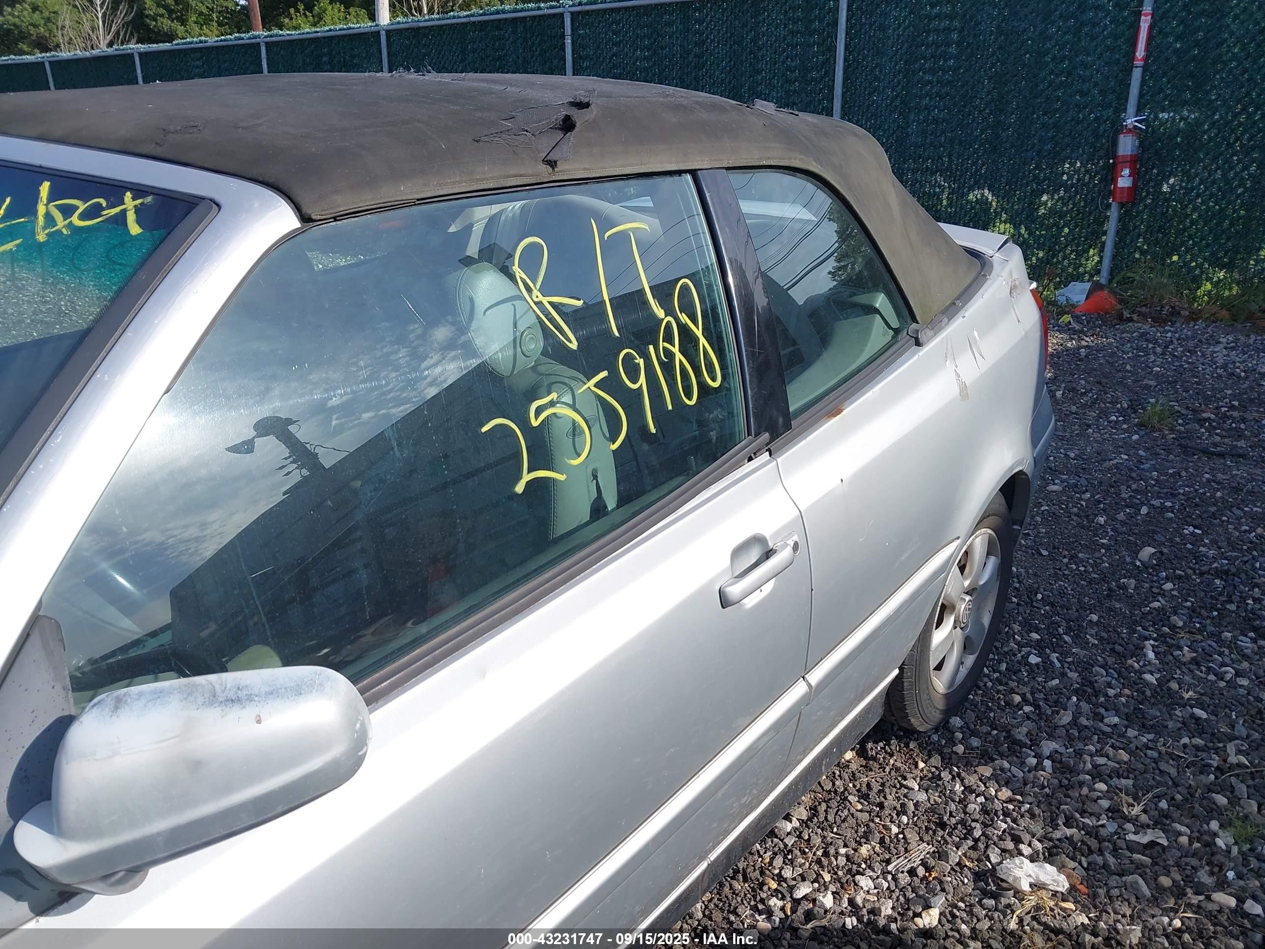 2002 Volkswagen Cabrio Glx Серый vin: 3VWDC21V32M811464
