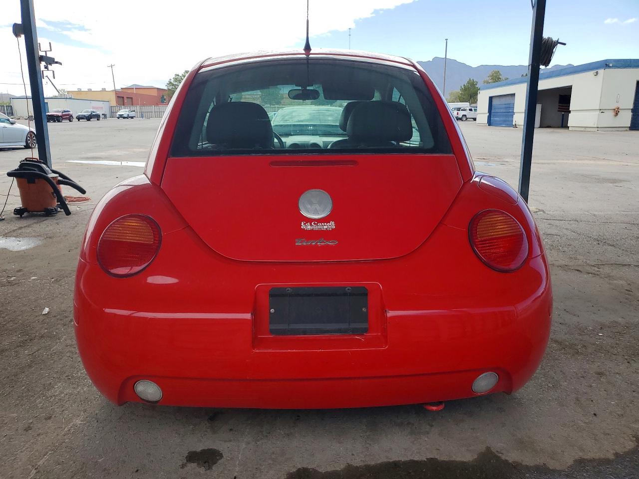 2003 Volkswagen Beetle Red vin: 3VWDD21C13M411447