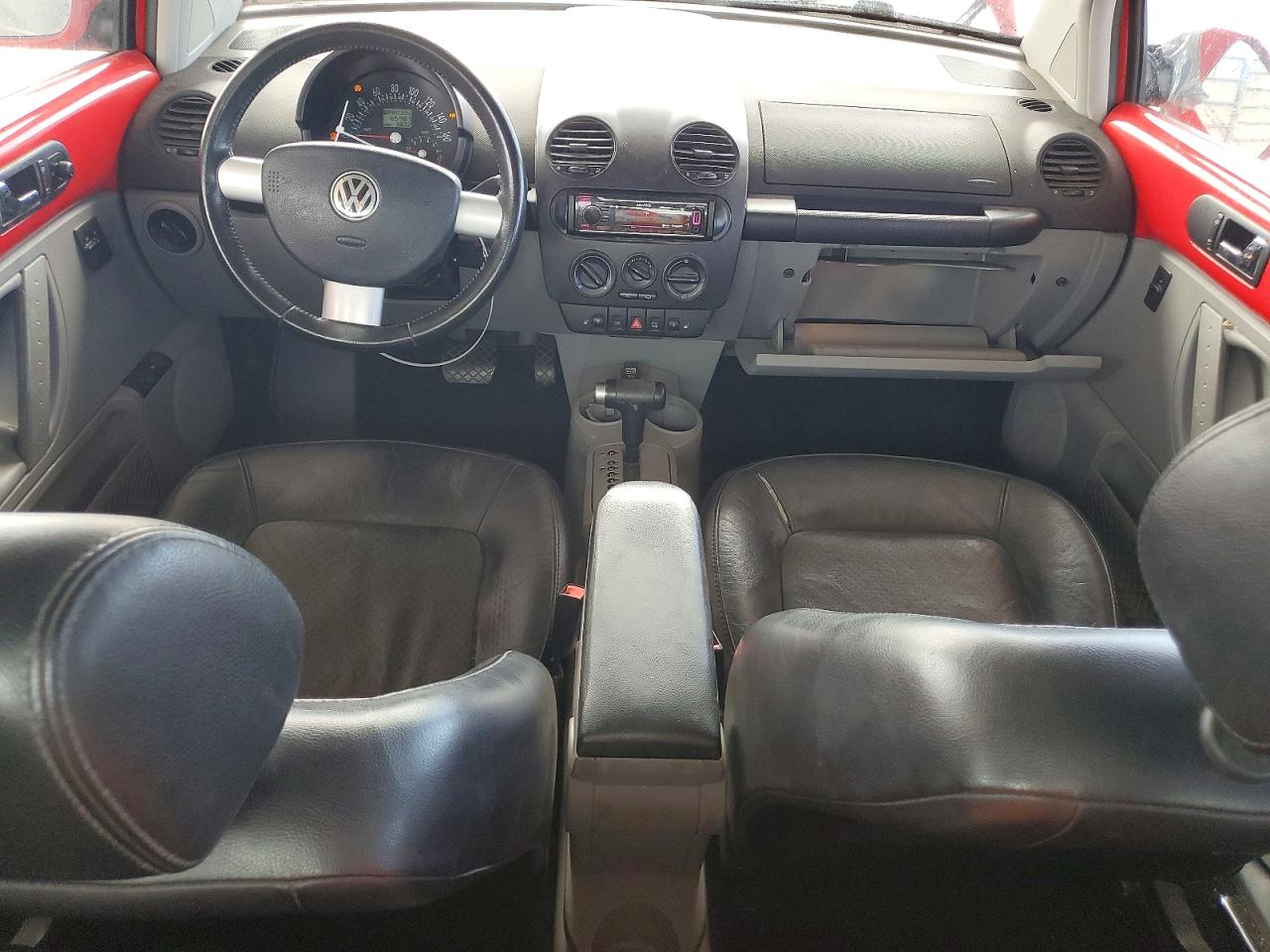 2003 Volkswagen Beetle Red vin: 3VWDD21C13M411447