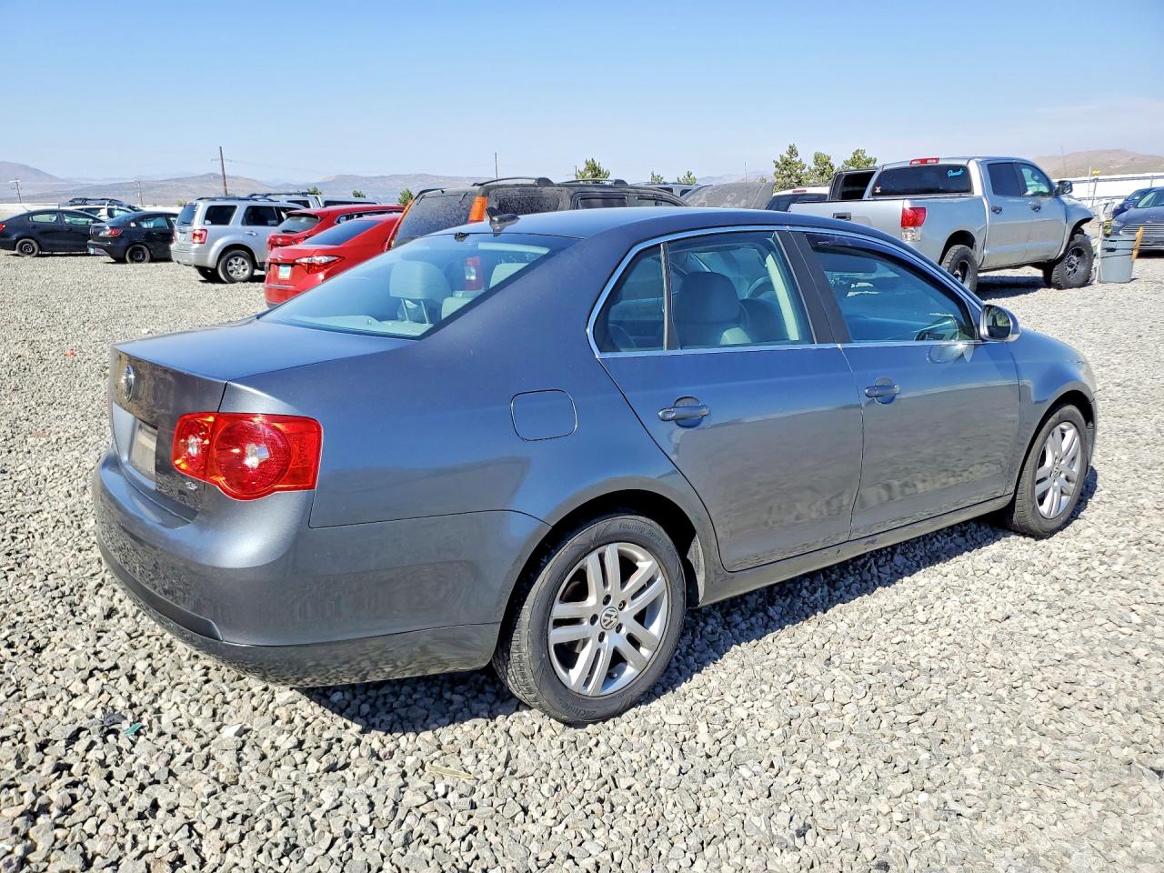 2007 Volkswagen Jetta 2.5 Option Package 2 Charcoal vin: 3VWDF71K67M134945