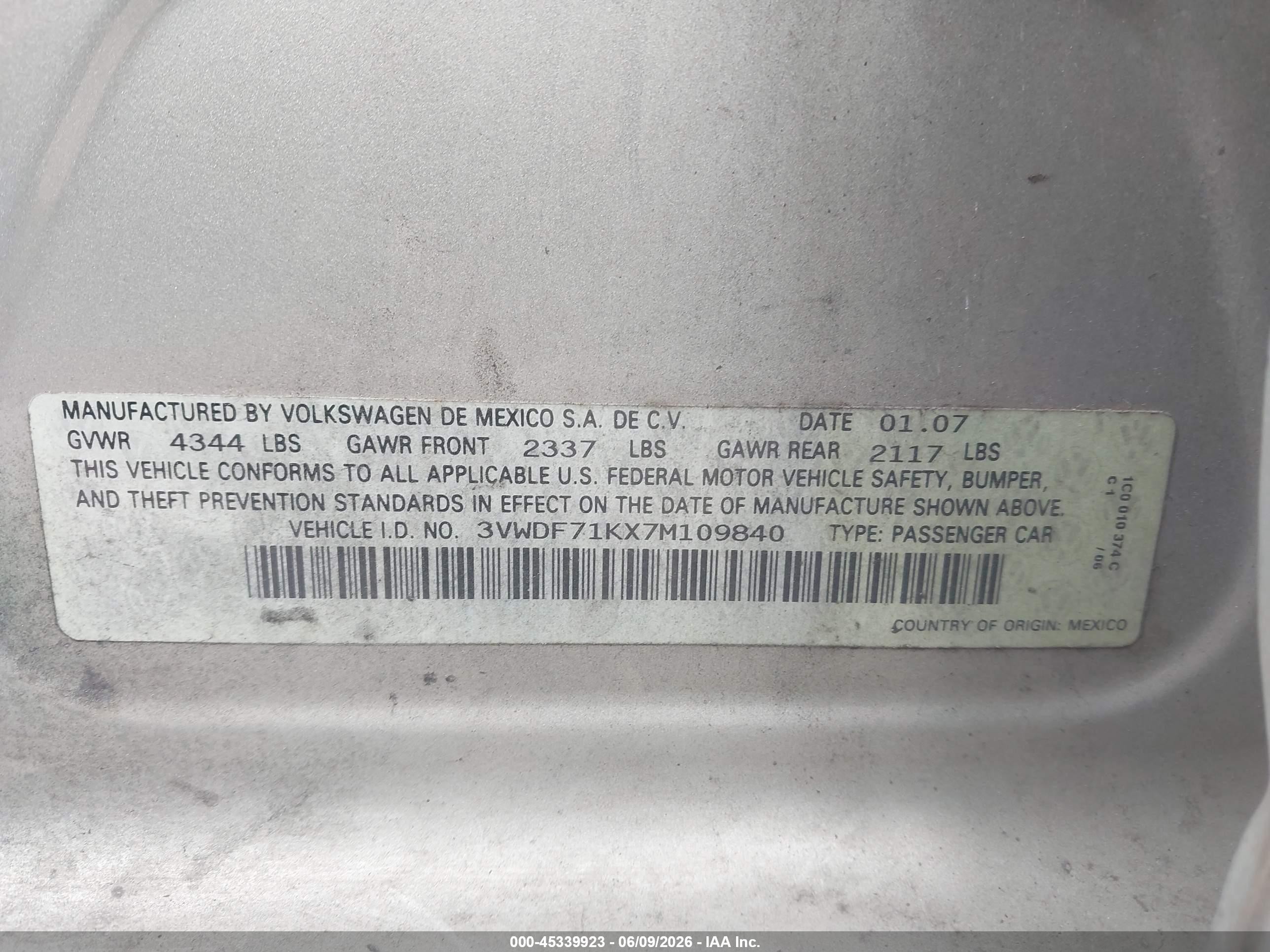 2007 Volkswagen Jetta 2.5 Beige vin: 3VWDF71KX7M109840