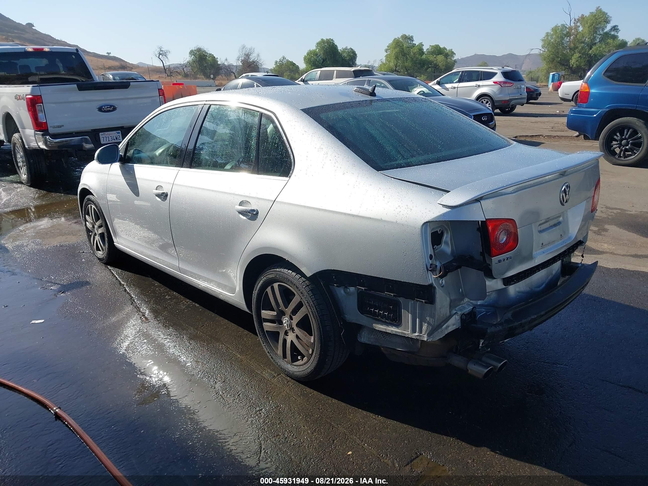 2005 Volkswagen Jetta 2.5 Silver vin: 3VWDG71K25M609064