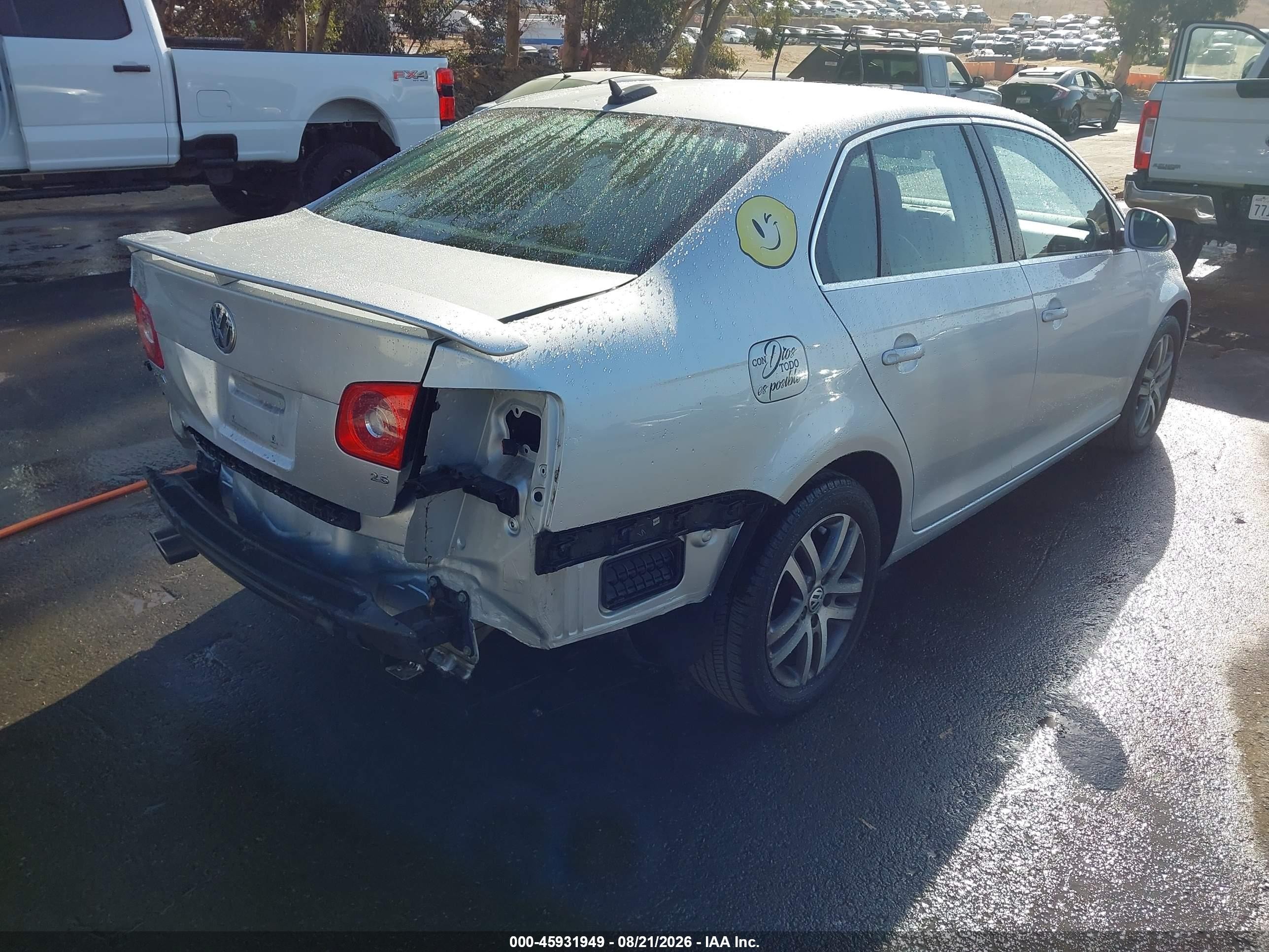 2005 Volkswagen Jetta 2.5 Silver vin: 3VWDG71K25M609064