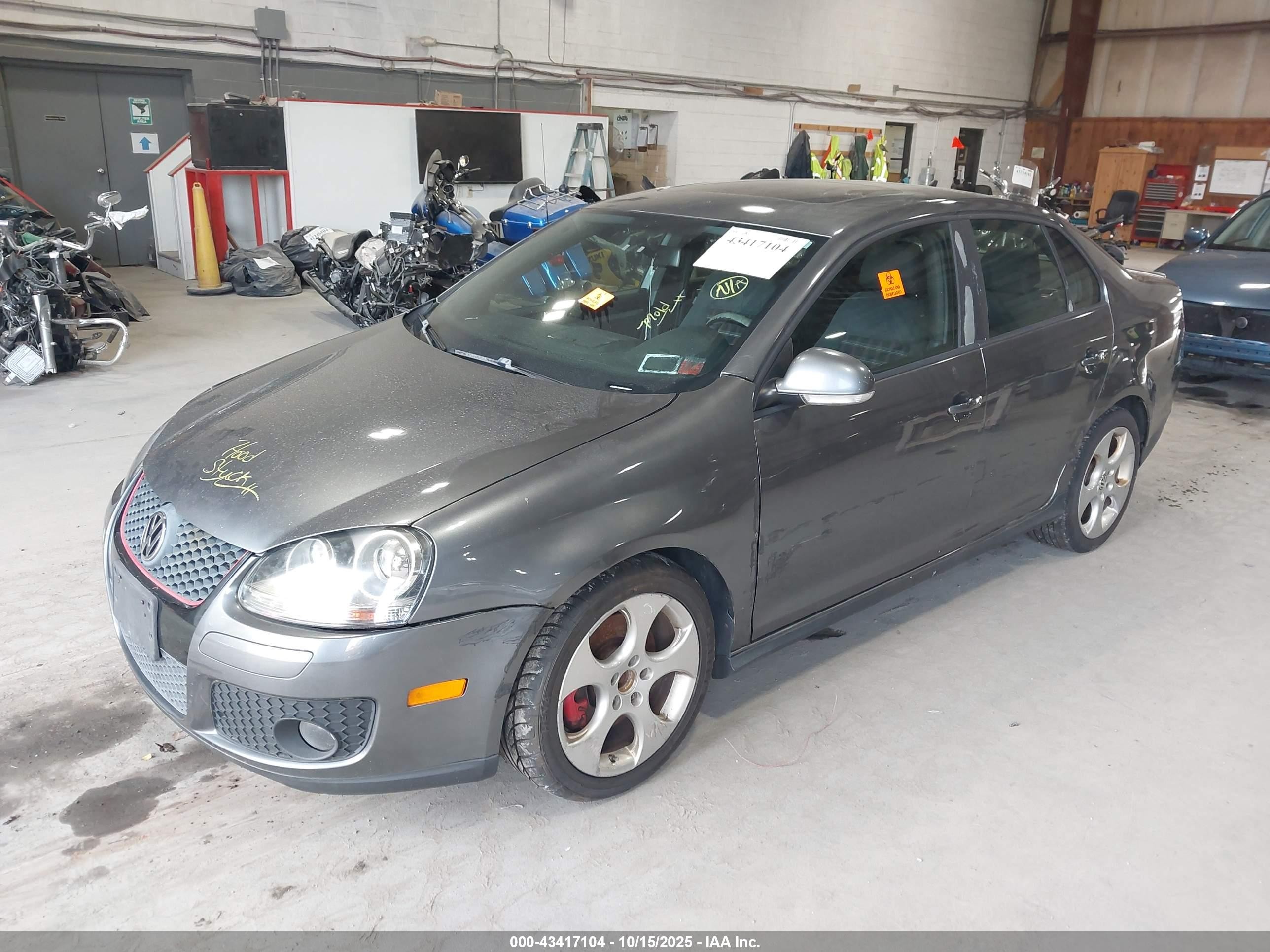 2008 Volkswagen Gli   Gray vin: 3VWDJ71K48M032737
