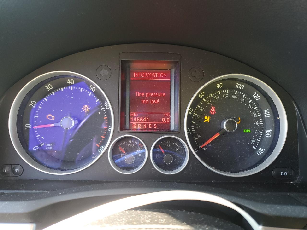 2009 Volkswagen Gli White vin: 3VWDJ71K49M039561