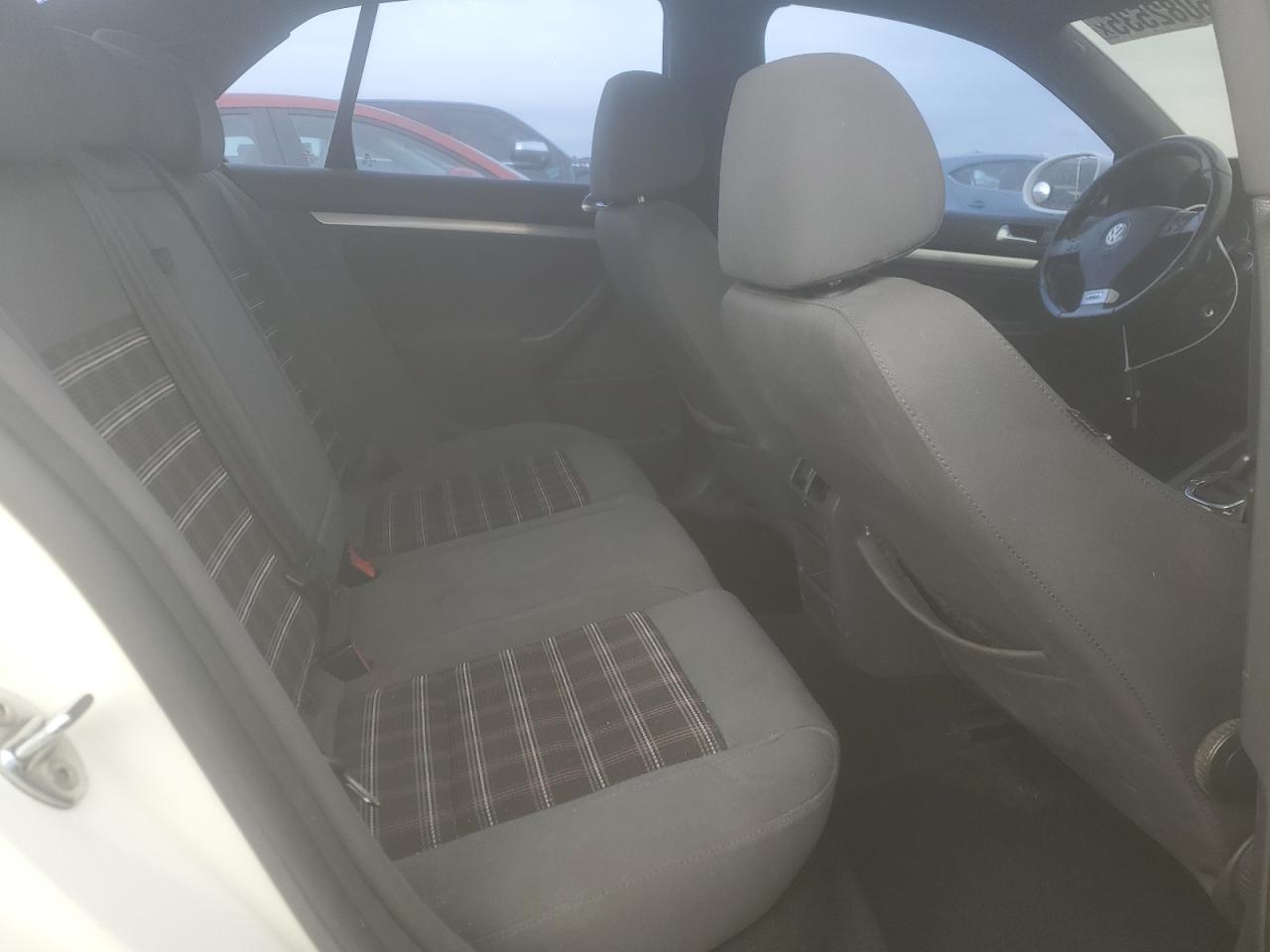 2008 Volkswagen Gli Белый vin: 3VWDJ71K78M044512