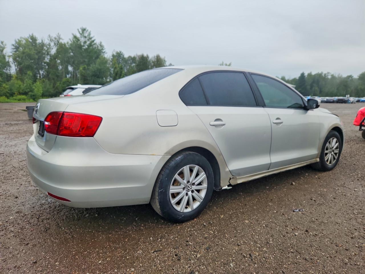 2011 Volkswagen Jetta Tan vin: 3VWDK7AJ0BM332237