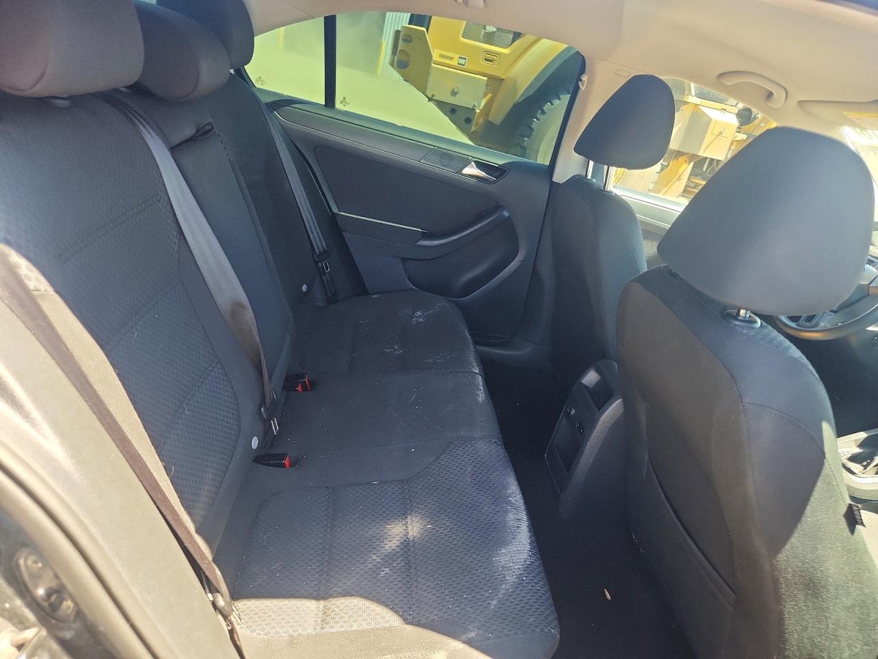 2011 Volkswagen Jetta Black vin: 3VWDK7AJ0BM364315