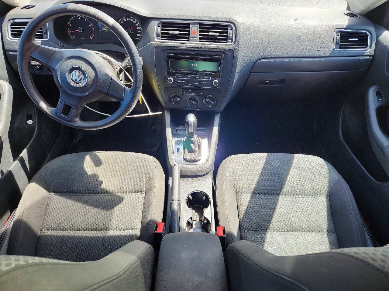 2012 Volkswagen Jetta Beige vin: 3VWDK7AJ2CM126130