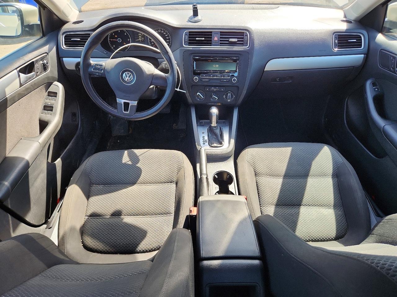 2014 Volkswagen Jetta 2.0t Option Package 2 Silver vin: 3VWDL7AJ1EM270459
