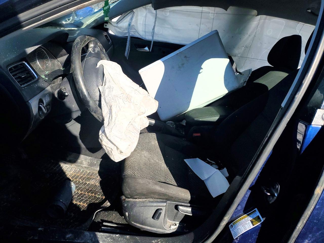 2014 Volkswagen Jetta Tdi Blue vin: 3VWDL7AJ2EM377682