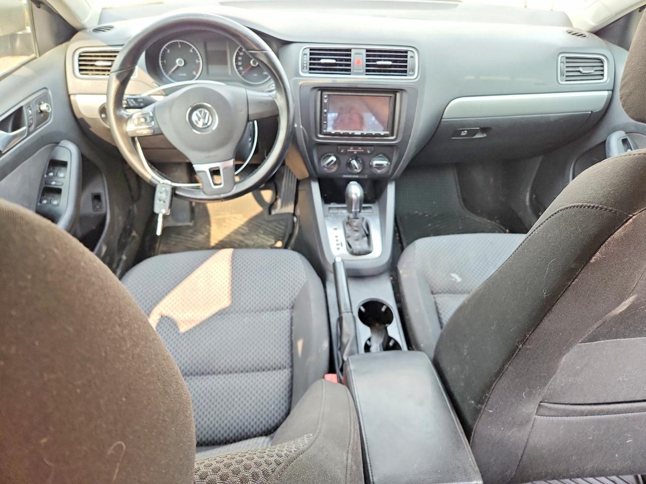 2013 Volkswagen Jetta Tdi Beige vin: 3VWDL7AJ8DM283756
