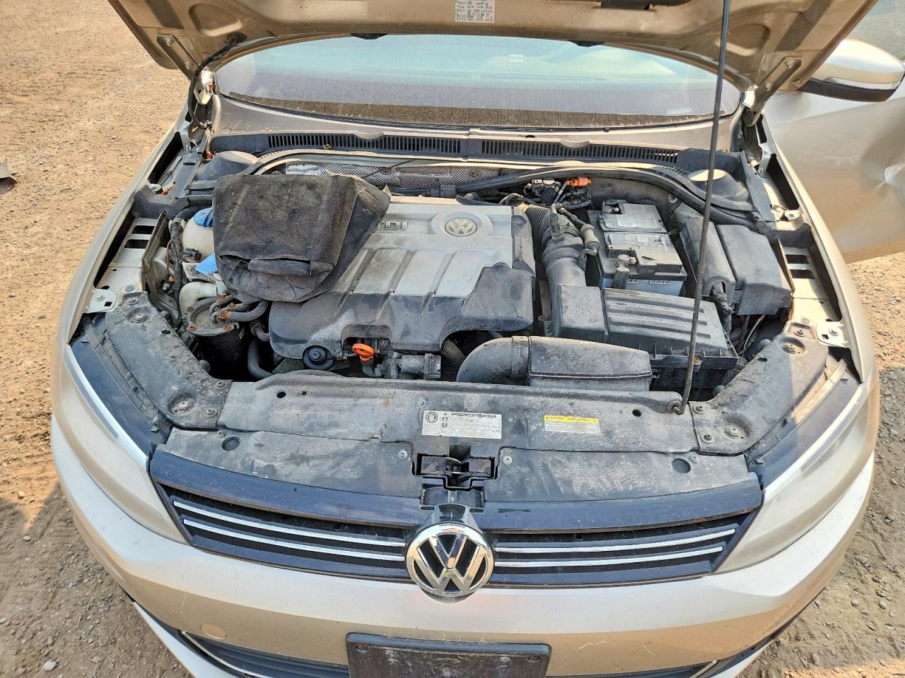 2013 Volkswagen Jetta Tdi Beige vin: 3VWDL7AJ8DM283756