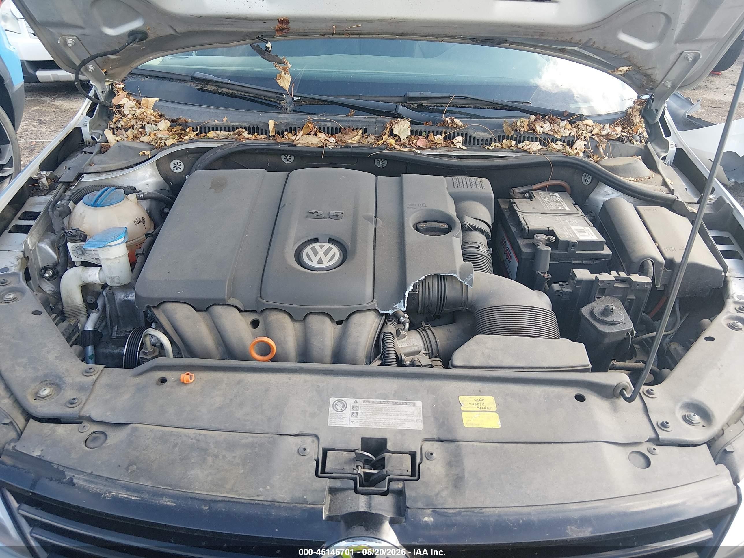 2012 Volkswagen Jetta 2.5l Se Silver vin: 3VWDP7AJ0CM028781