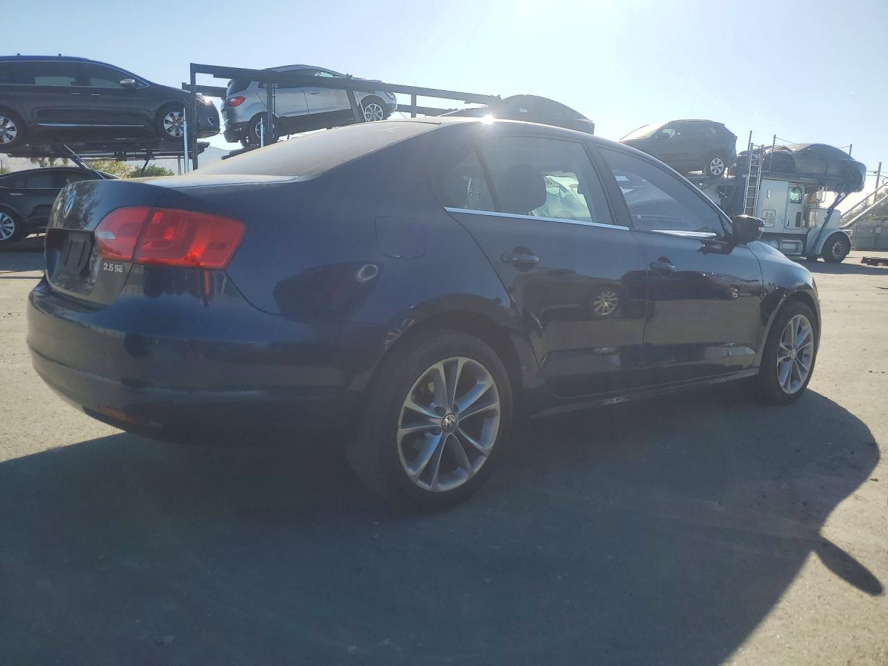 2012 Volkswagen Jetta Se Blue vin: 3VWDP7AJ0CM131179