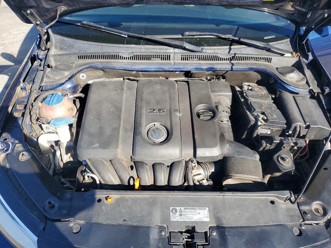 2012 Volkswagen Jetta Se Blue vin: 3VWDP7AJ0CM131179