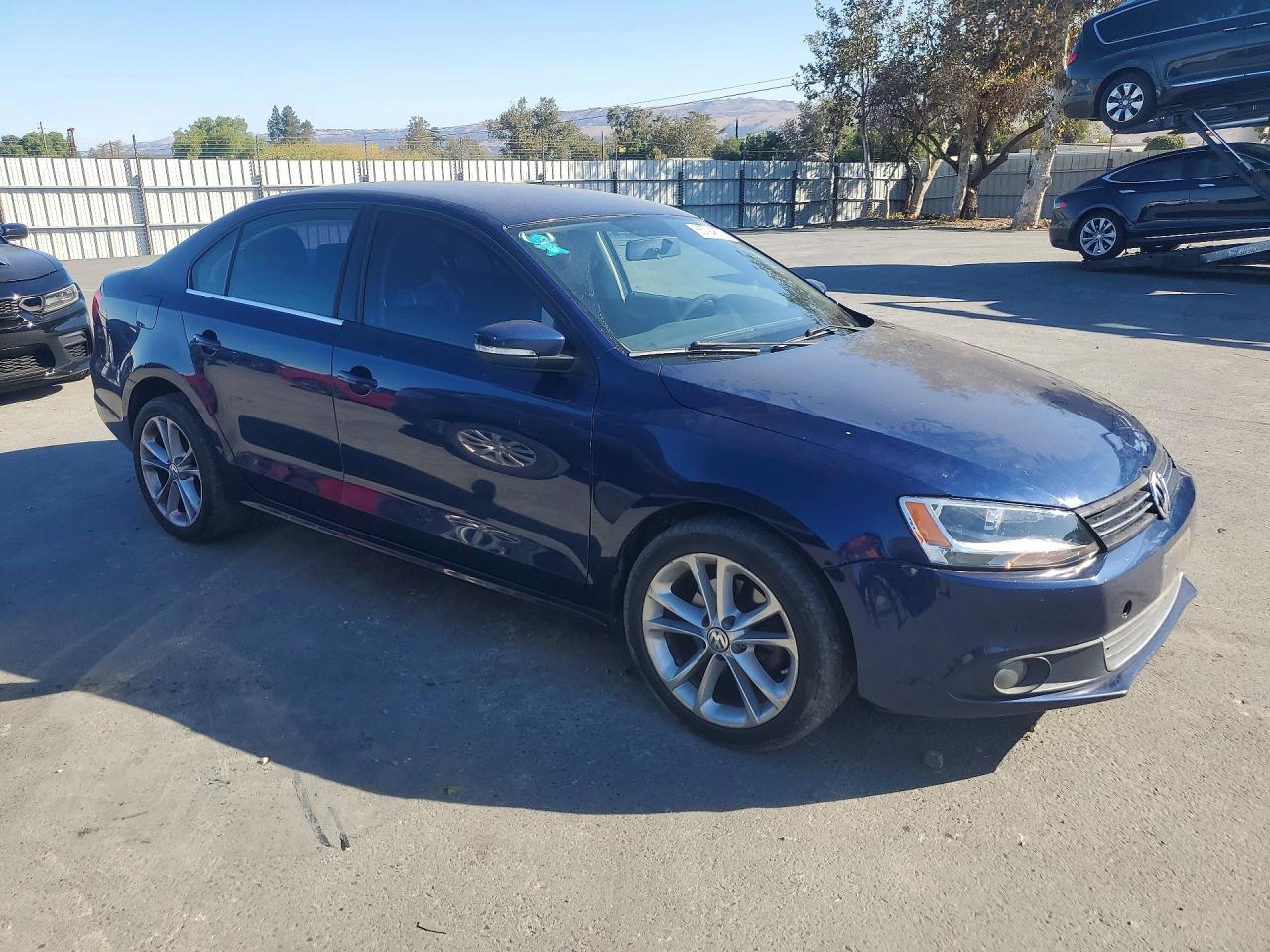 2012 Volkswagen Jetta Se Blue vin: 3VWDP7AJ0CM131179