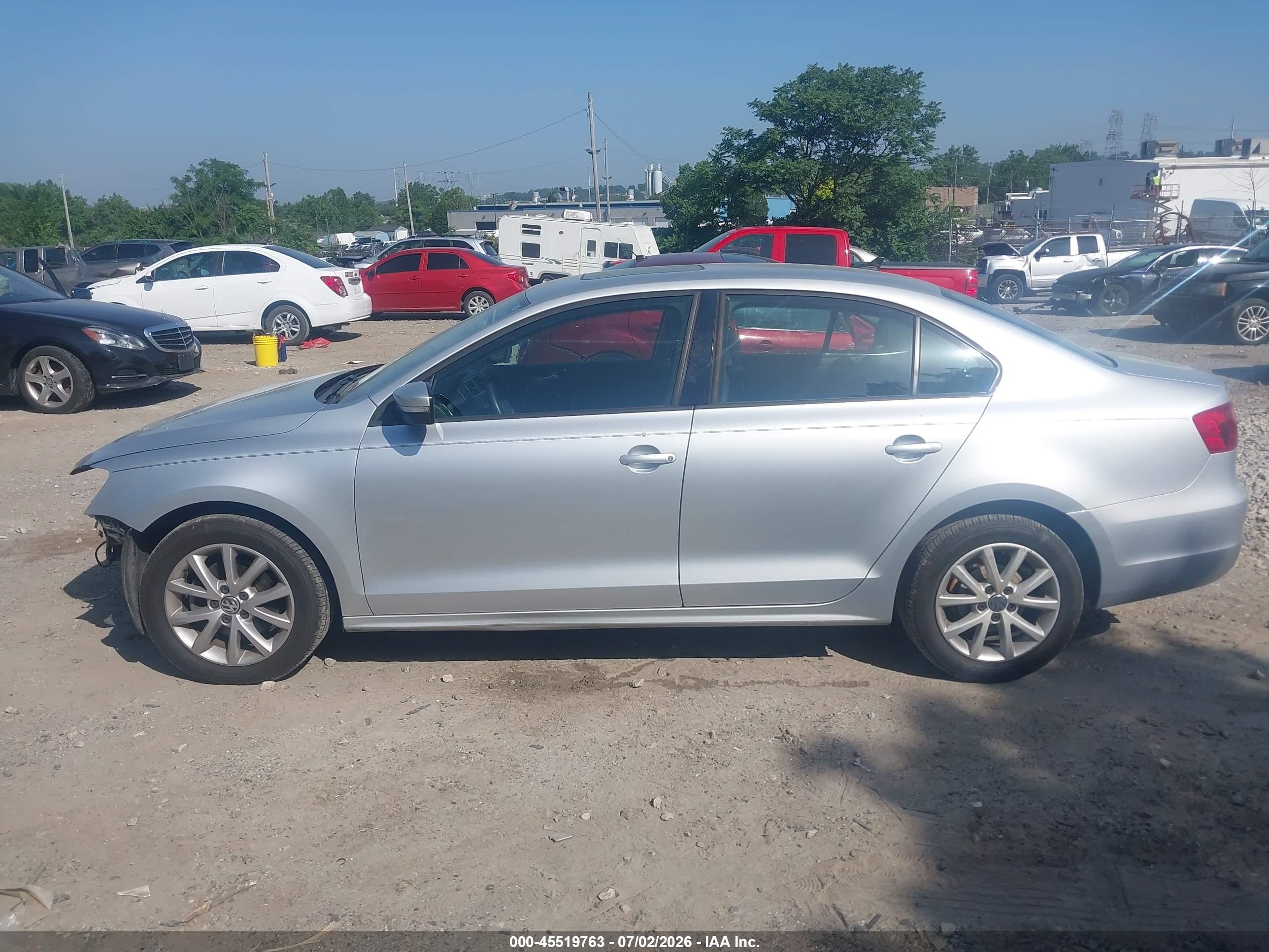 2012 Volkswagen Jetta 2.5l Se Silver vin: 3VWDP7AJ0CM350241