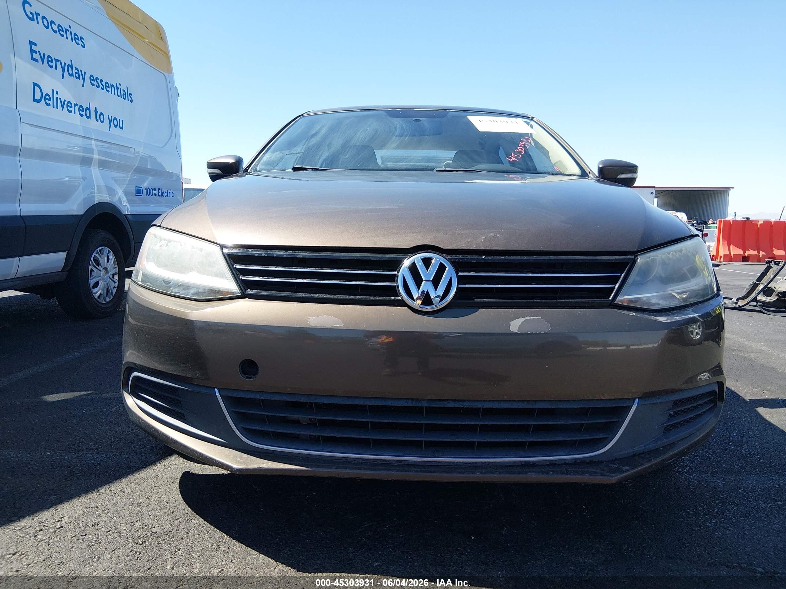 2013 Volkswagen Jetta 2.5l Se Brown vin: 3VWDP7AJ0DM215505