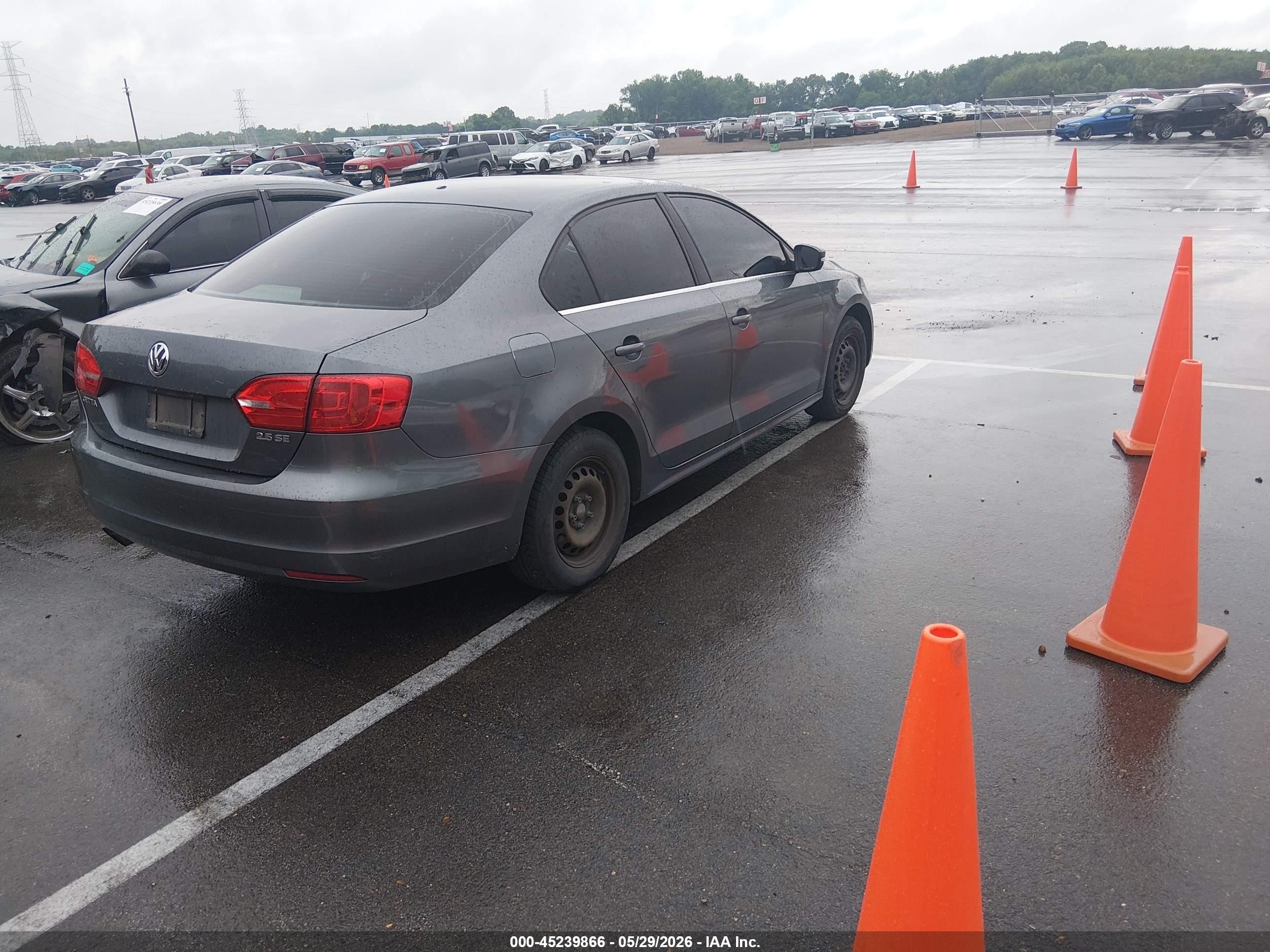2013 Volkswagen Jetta 2.5l Se Gray vin: 3VWDP7AJ0DM359460