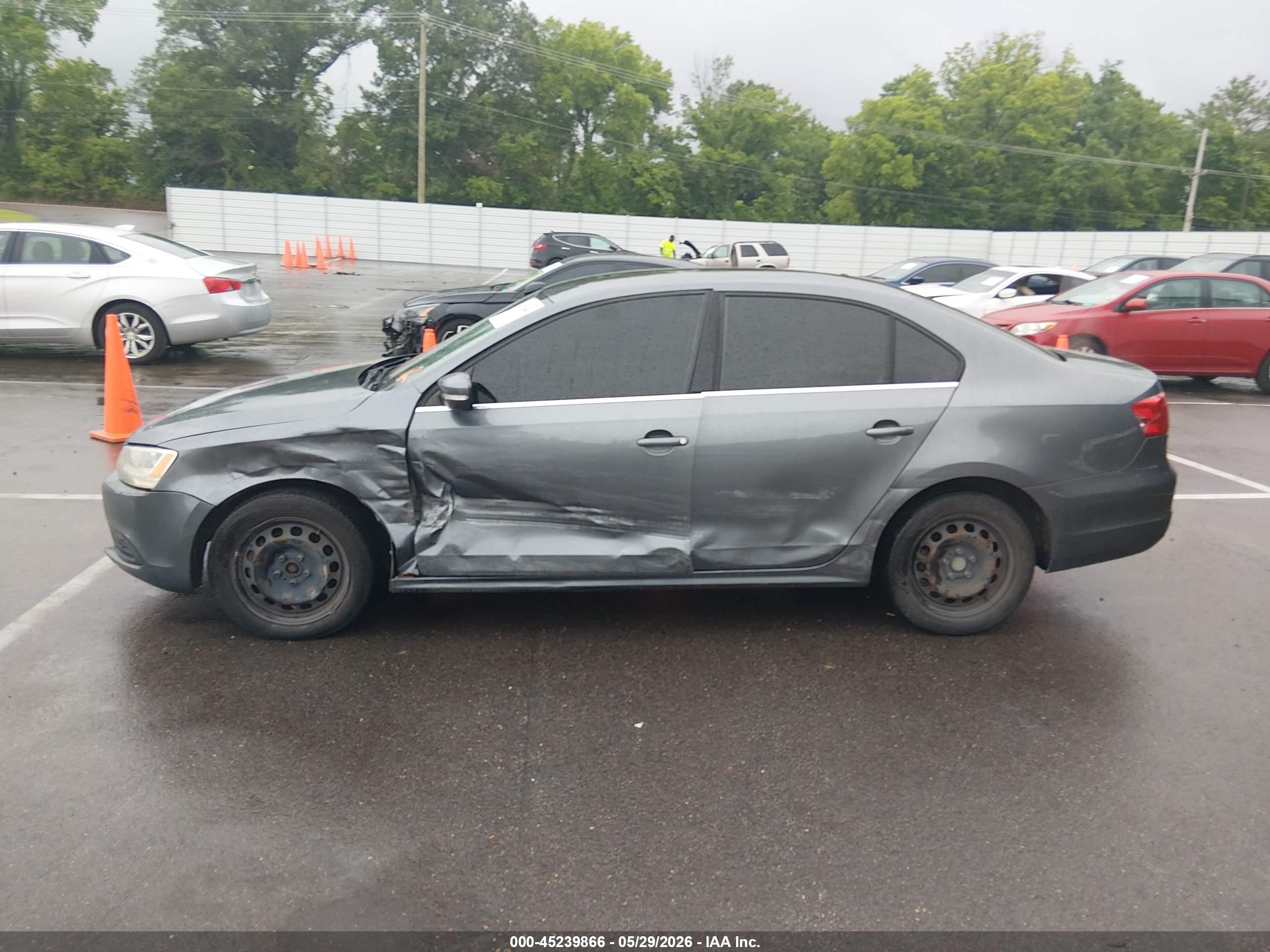 2013 Volkswagen Jetta 2.5l Se Gray vin: 3VWDP7AJ0DM359460