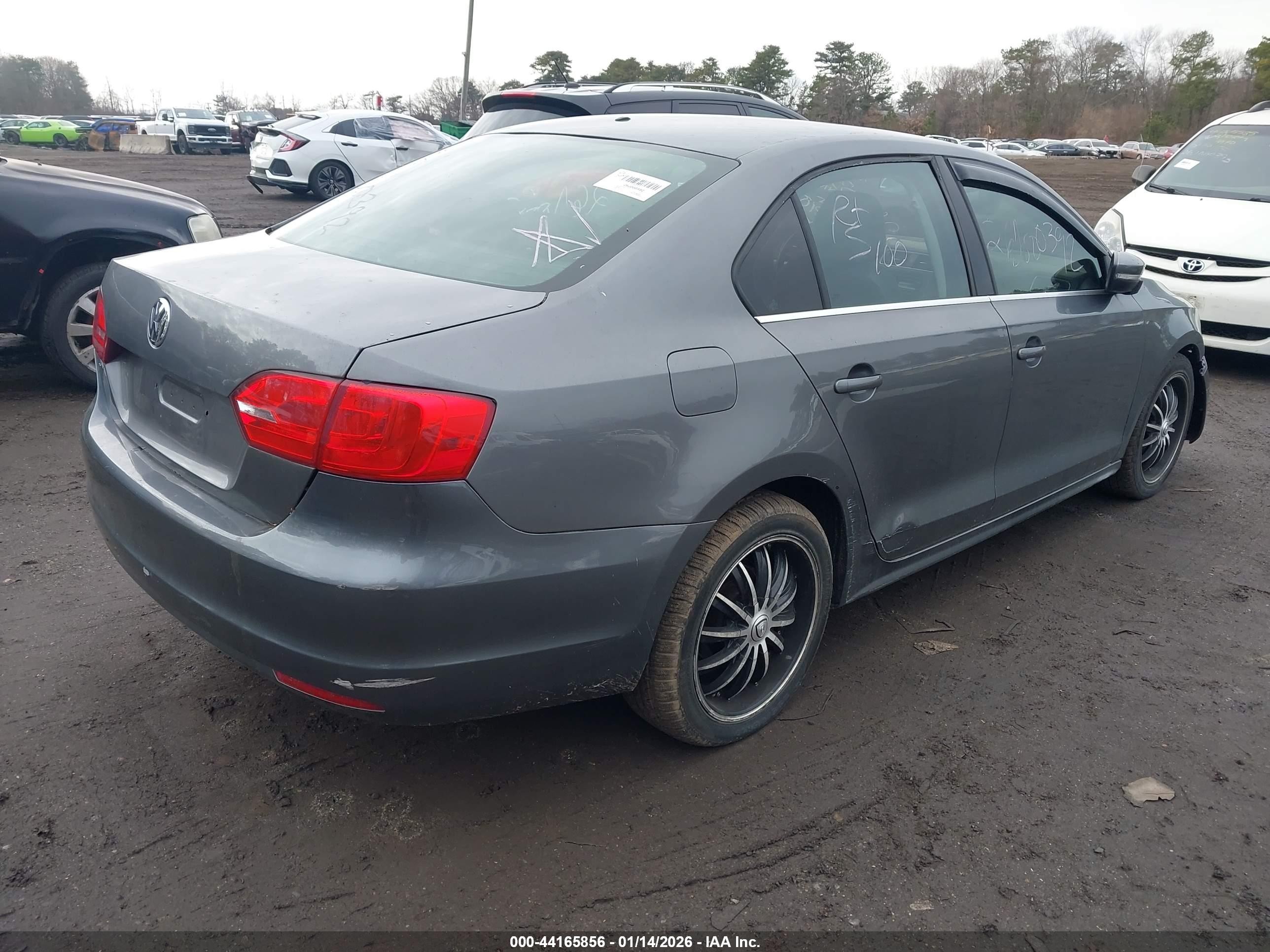 2013 Volkswagen Jetta 2.5l Se Gray vin: 3VWDP7AJ0DM380339