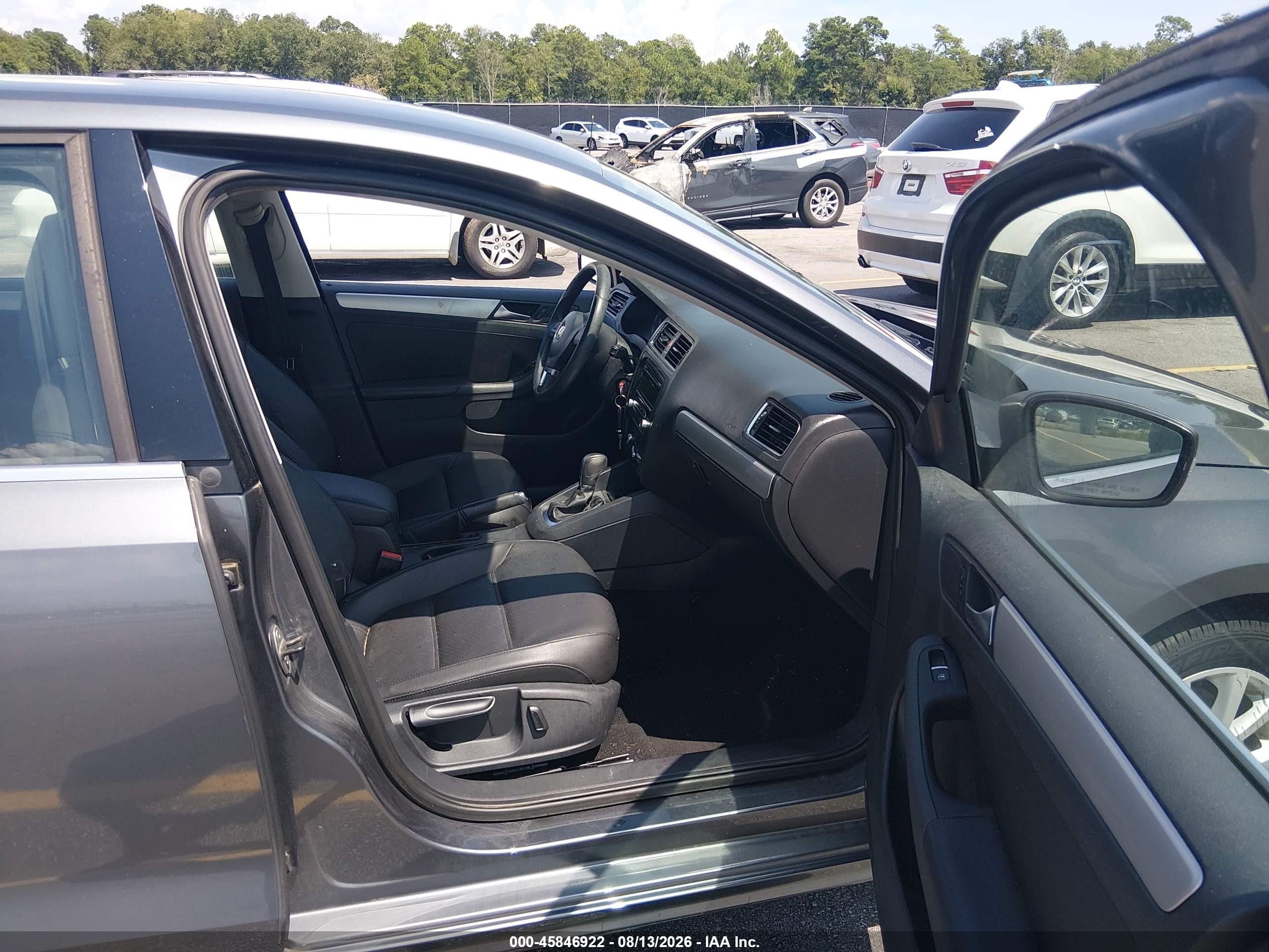 2013 Volkswagen Jetta 2.5l Se Silver vin: 3VWDP7AJ0DM432651