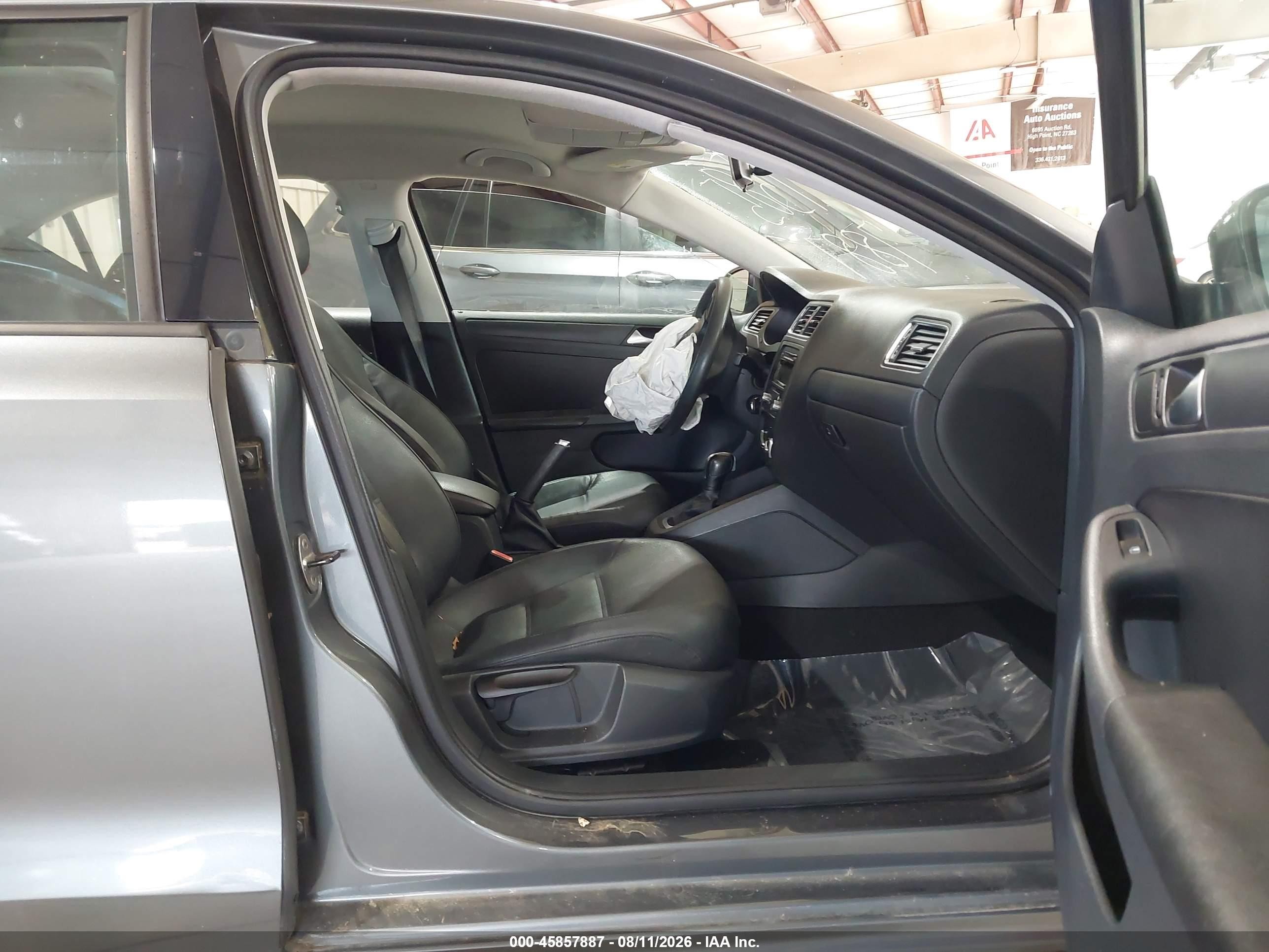 2012 Volkswagen Jetta 2.5l Se Серый vin: 3VWDP7AJ1CM340219