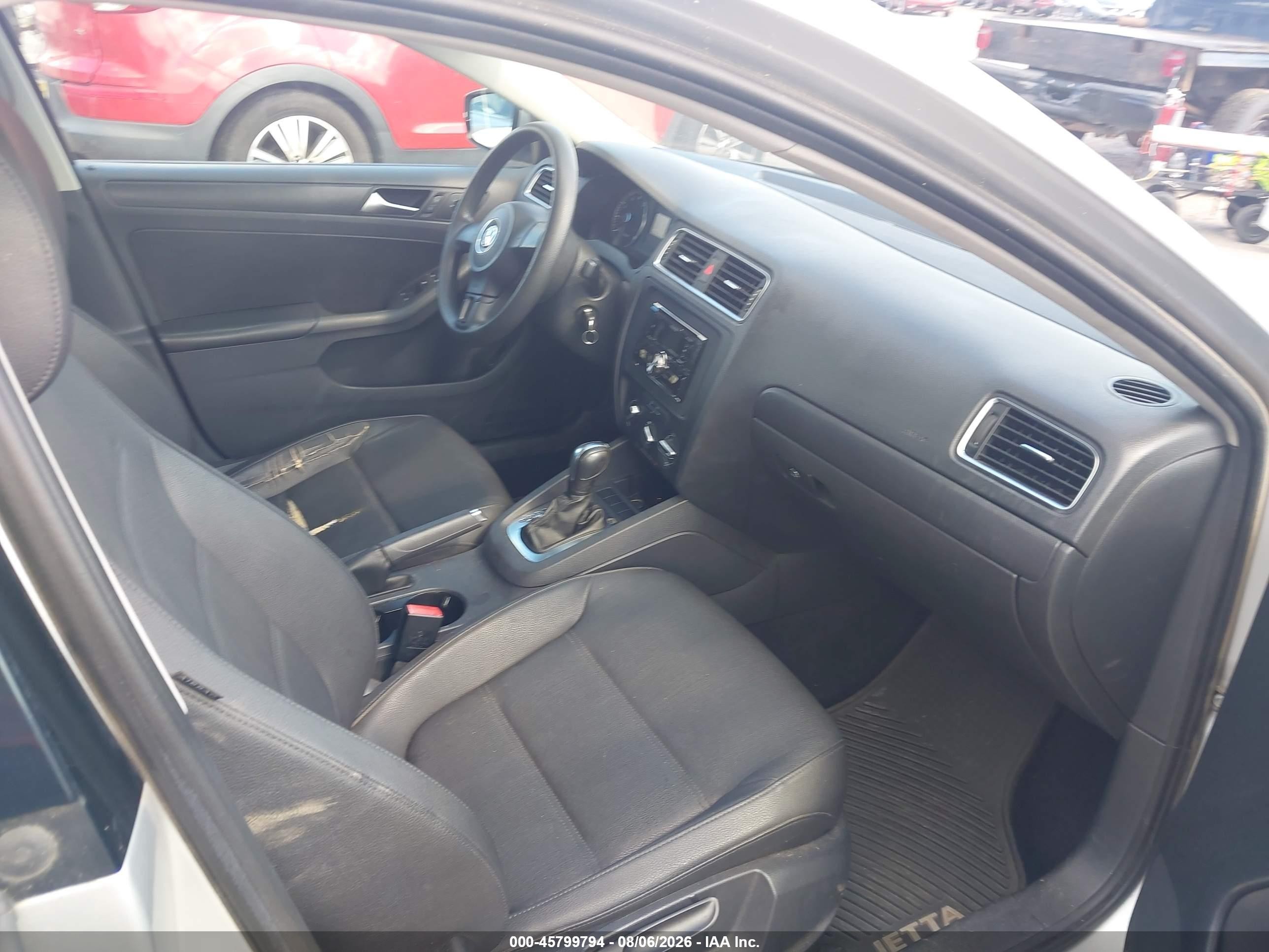 2012 Volkswagen Jetta 2.5l Se Серебряный vin: 3VWDP7AJ1CM351172