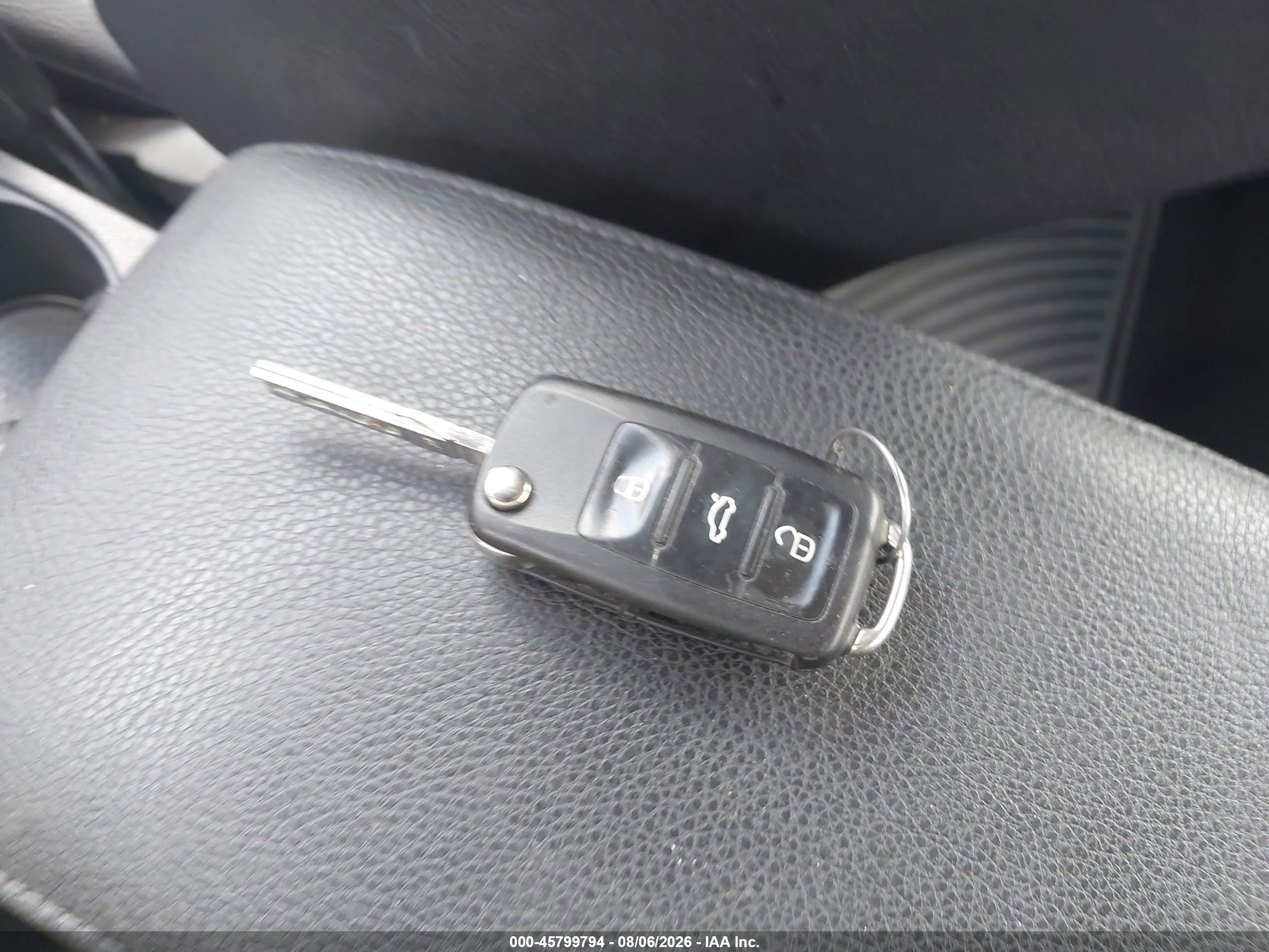 2012 Volkswagen Jetta 2.5l Se Серебряный vin: 3VWDP7AJ1CM351172