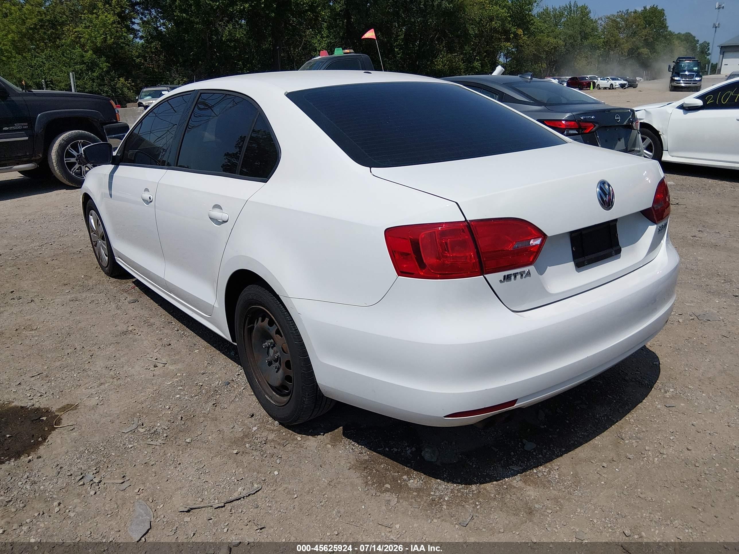 2012 Volkswagen Jetta 2.5l Se Белый vin: 3VWDP7AJ1CM372099