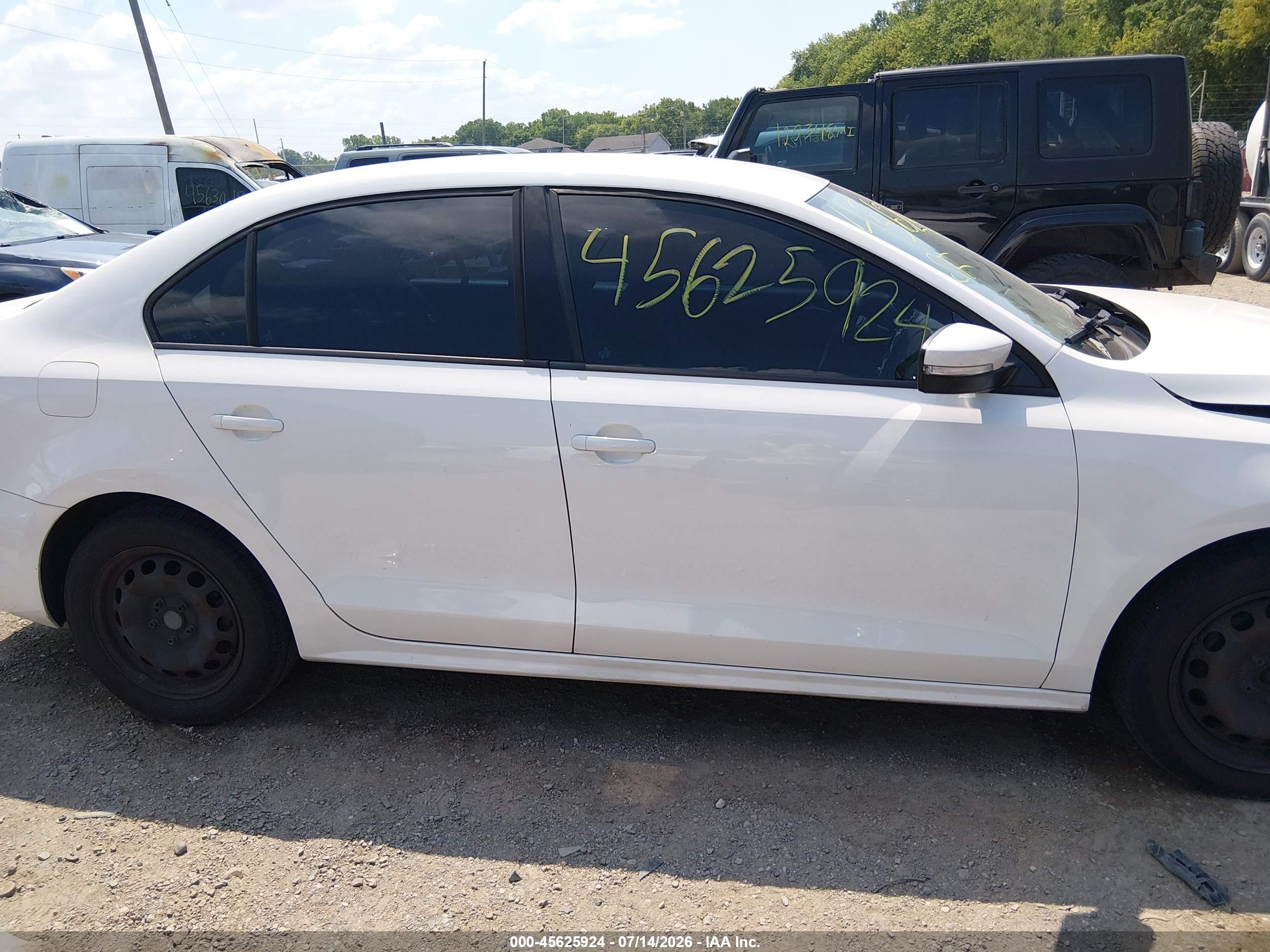 2012 Volkswagen Jetta 2.5l Se Белый vin: 3VWDP7AJ1CM372099