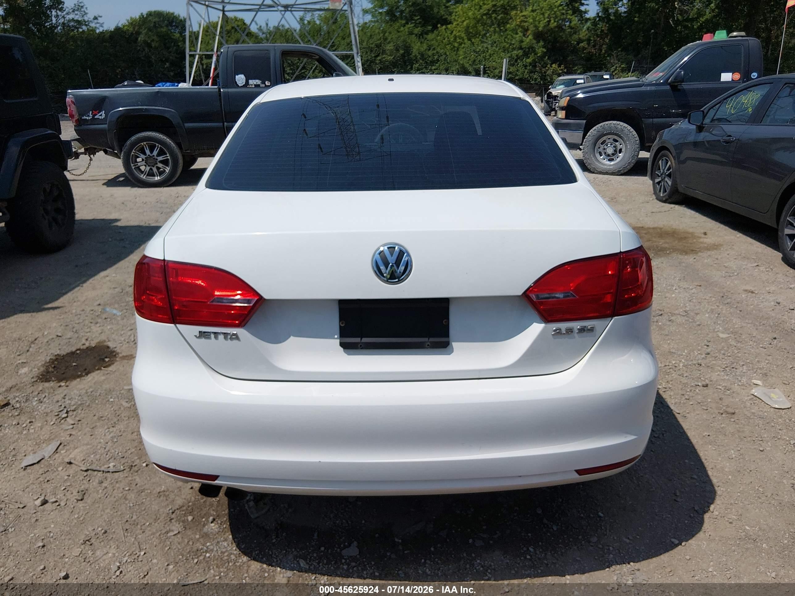 2012 Volkswagen Jetta 2.5l Se Белый vin: 3VWDP7AJ1CM372099