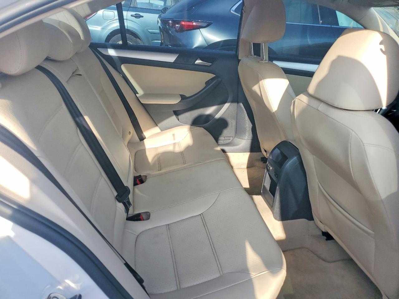 2013 Volkswagen Jetta Se White vin: 3VWDP7AJ1DM212872