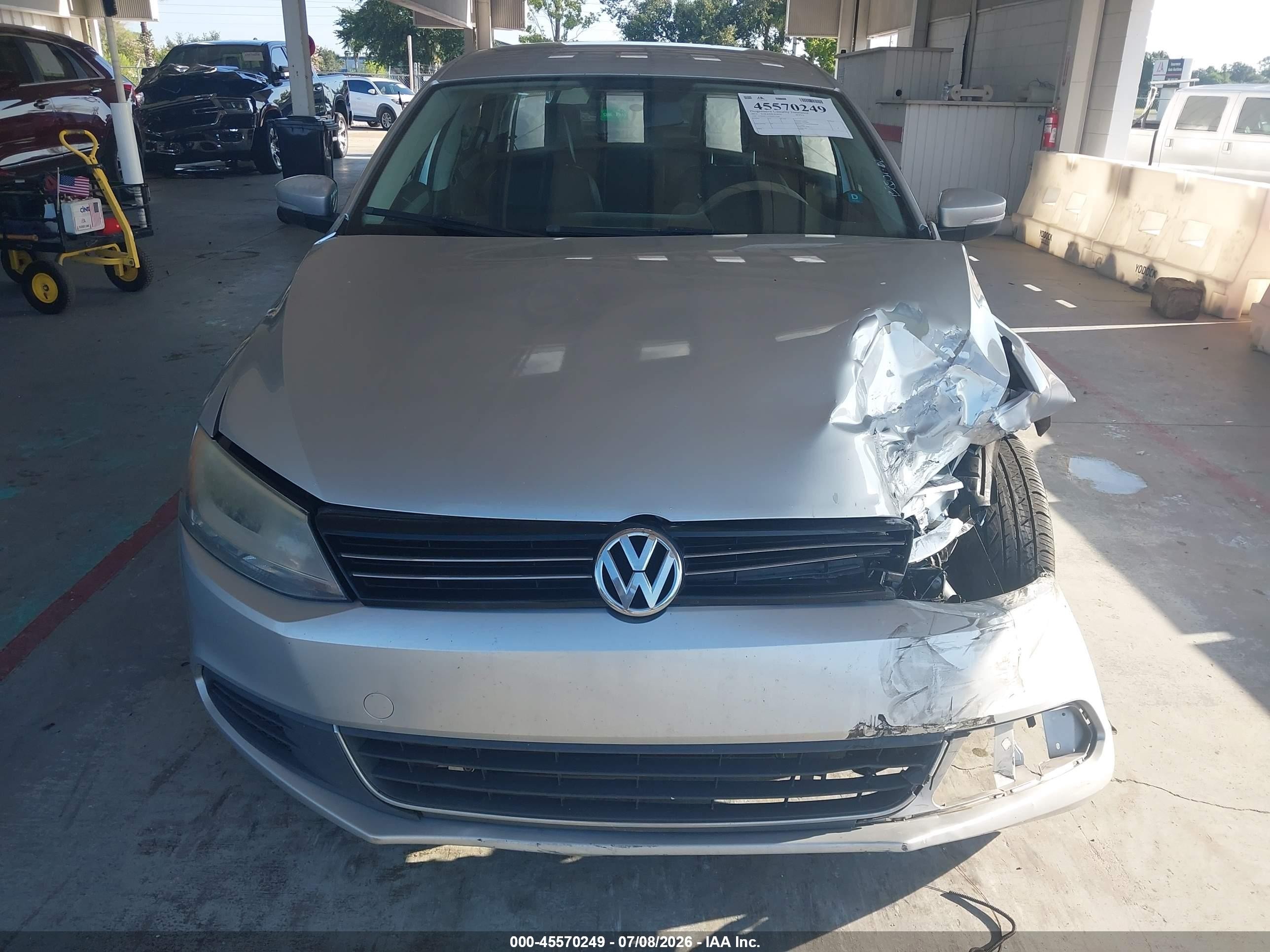 2013 Volkswagen Jetta 2.5l Se Серебряный vin: 3VWDP7AJ1DM214766